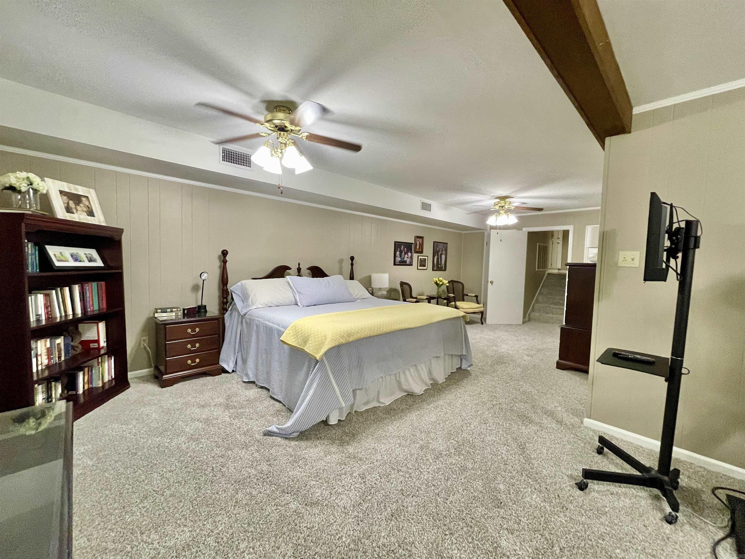 7 Woodstock Court