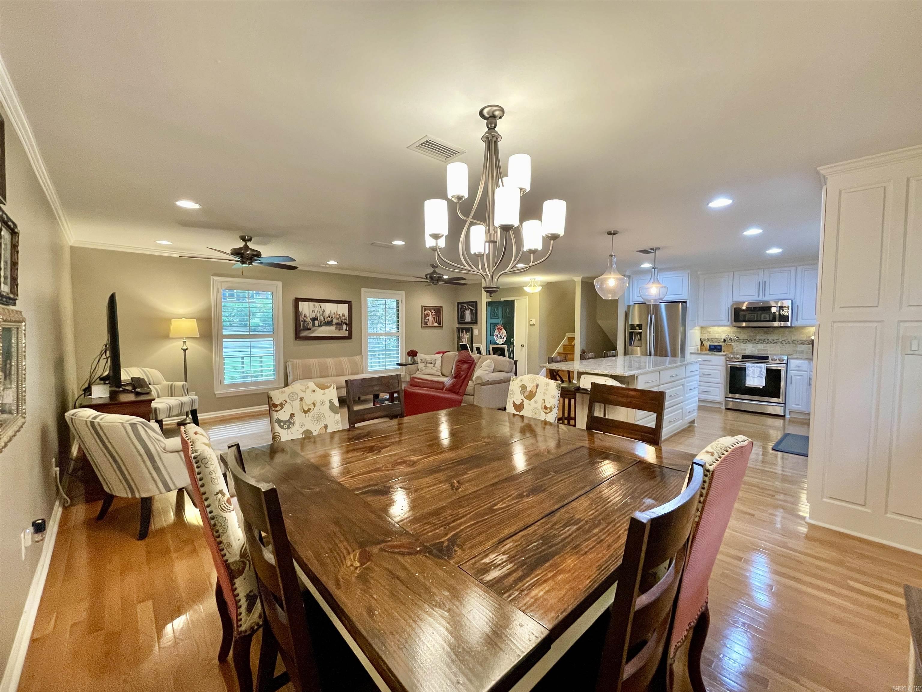 7 Woodstock Court