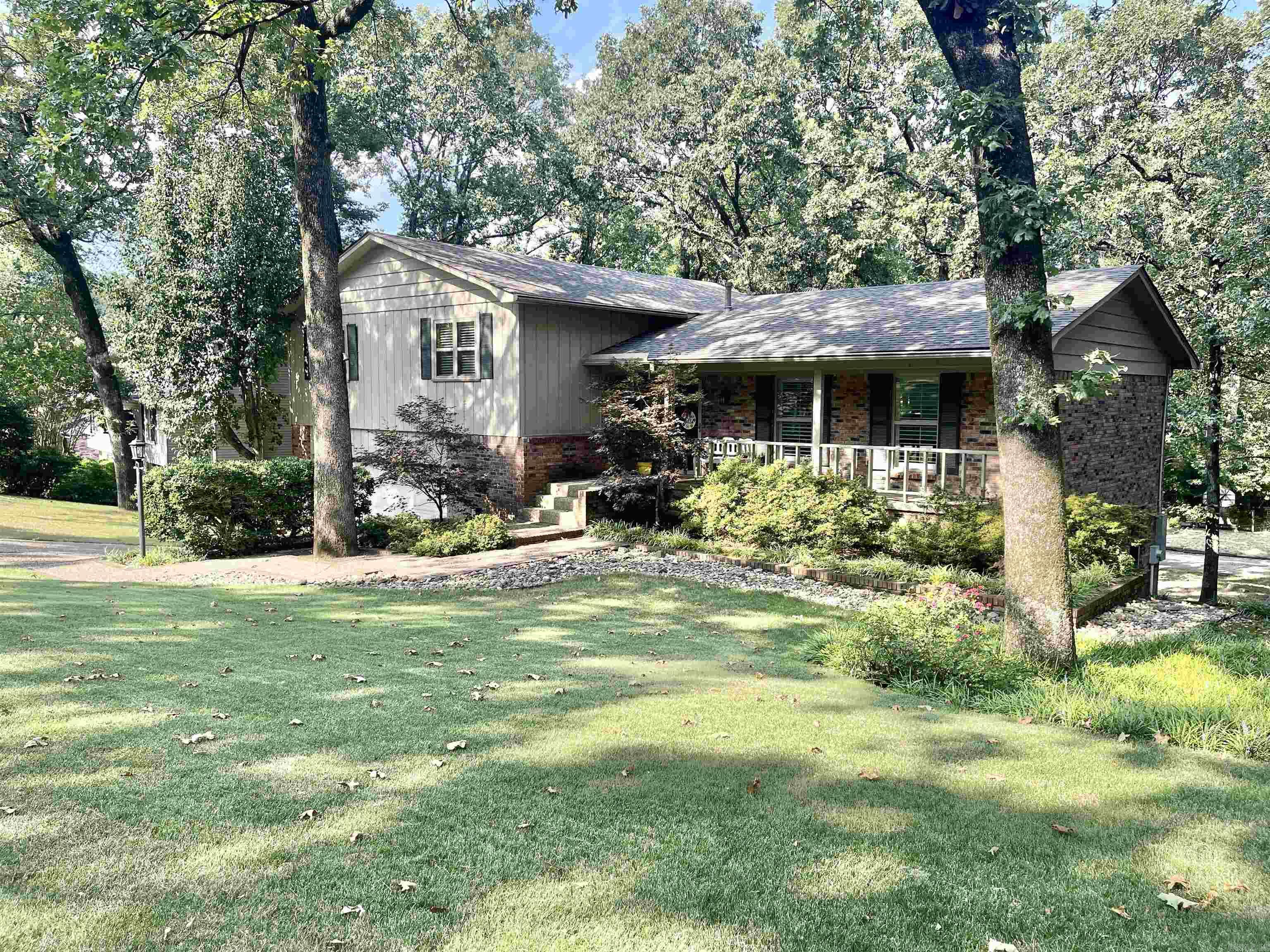 7 Woodstock Court