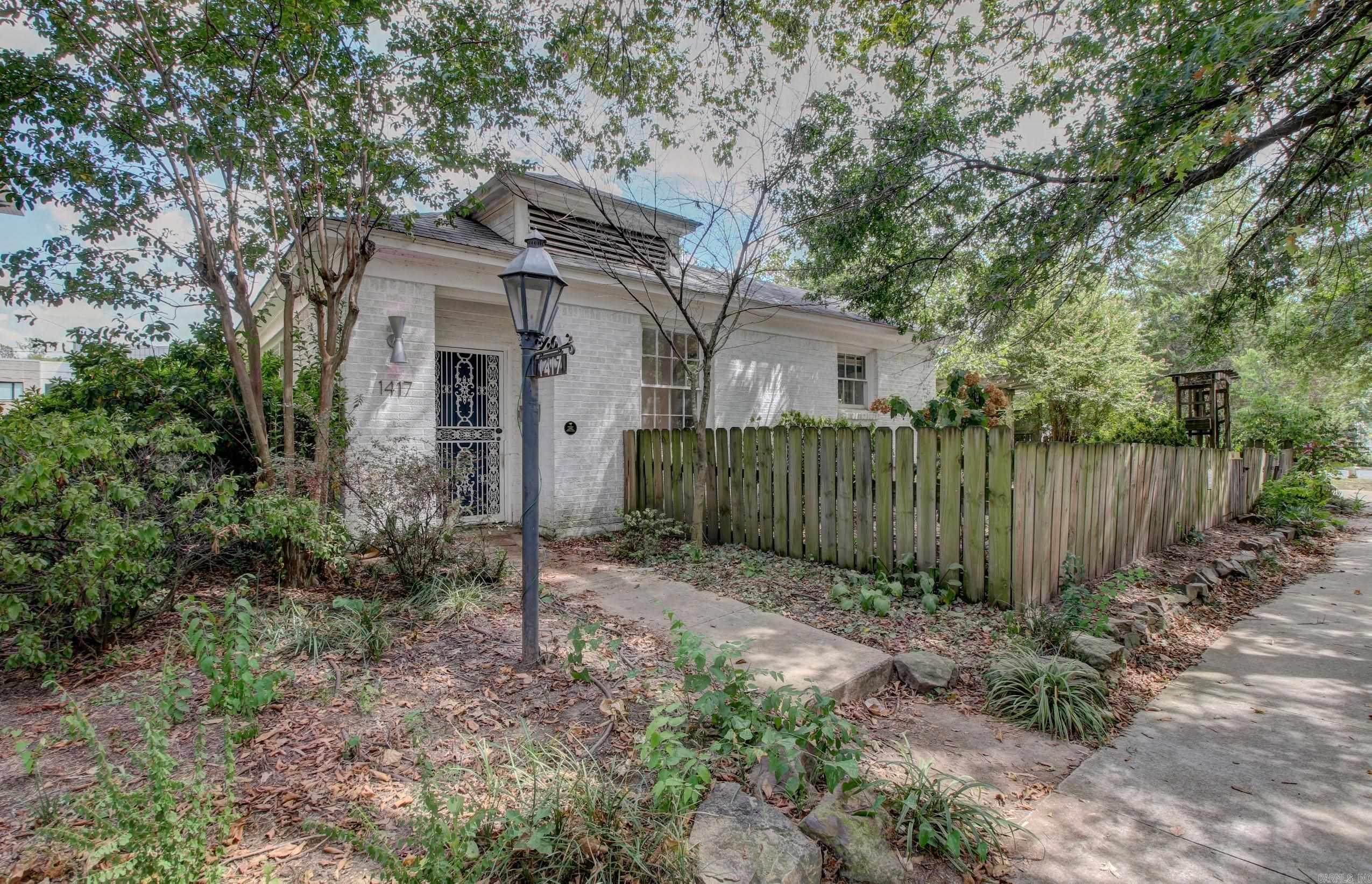 1417 Louisiana Street