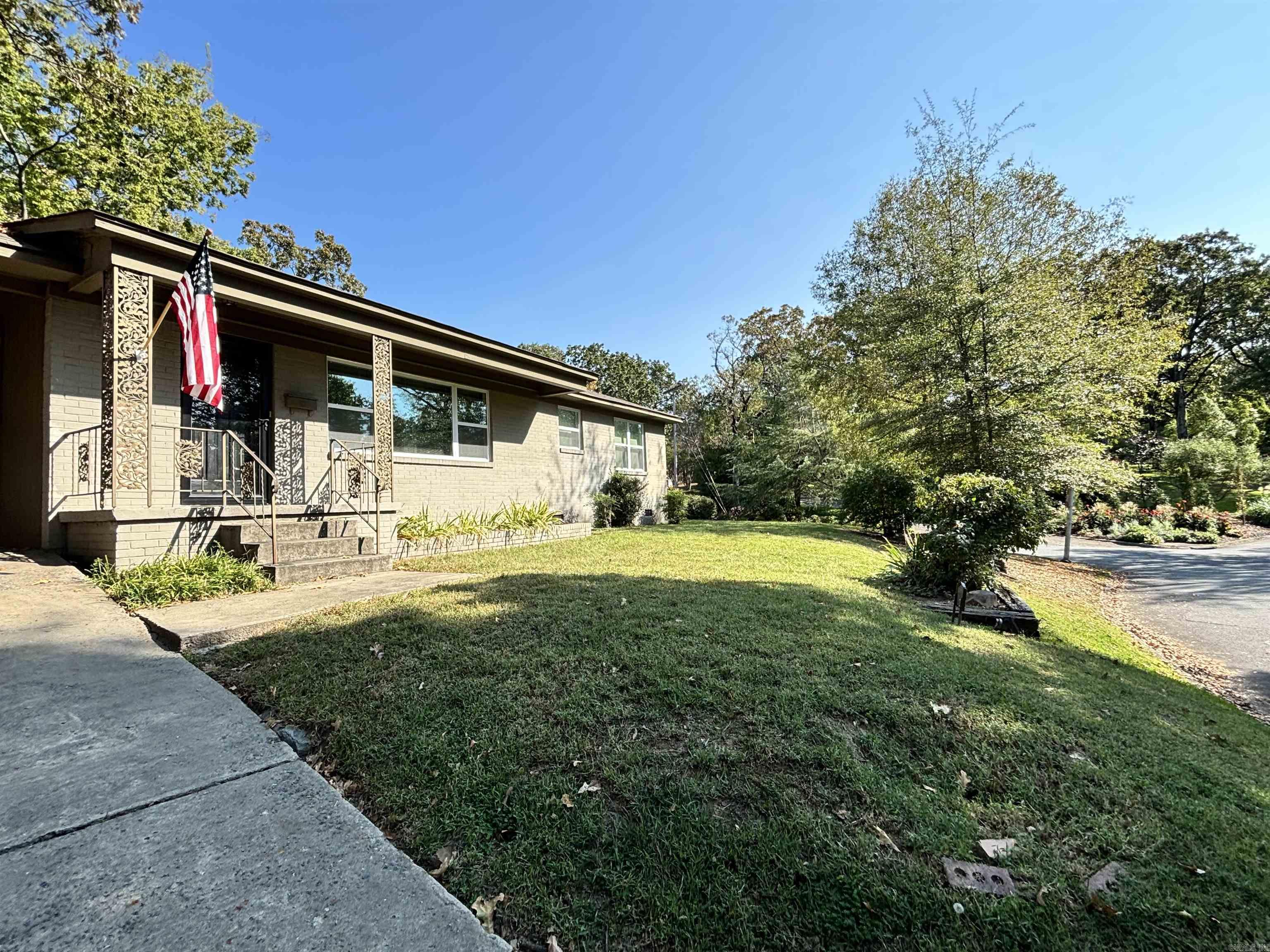 241 Skyline Drive