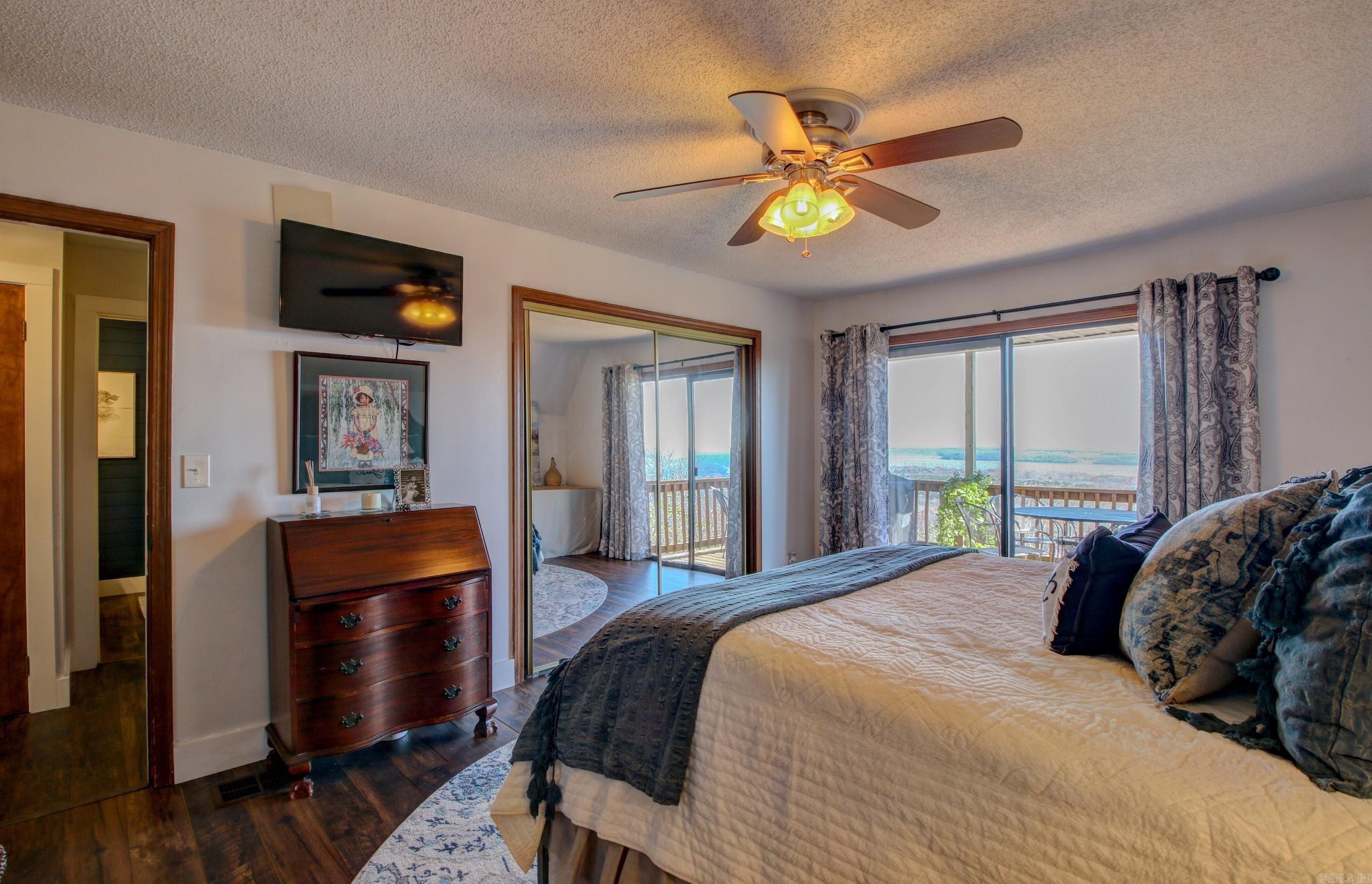 110 Scenic Hill