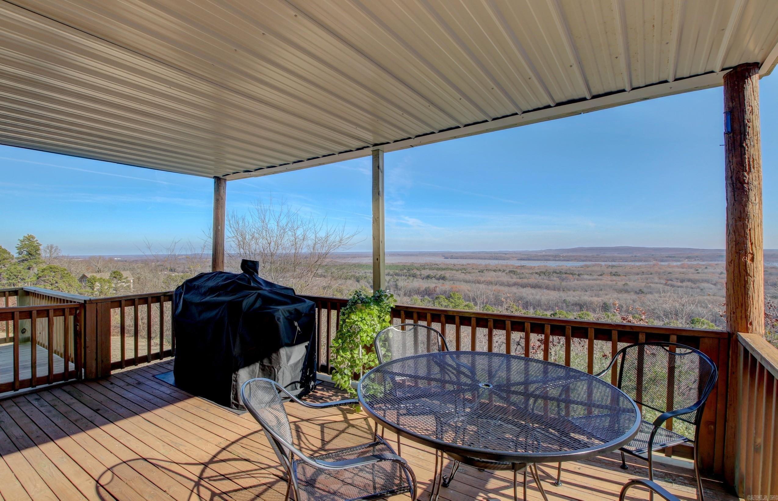 110 Scenic Hill