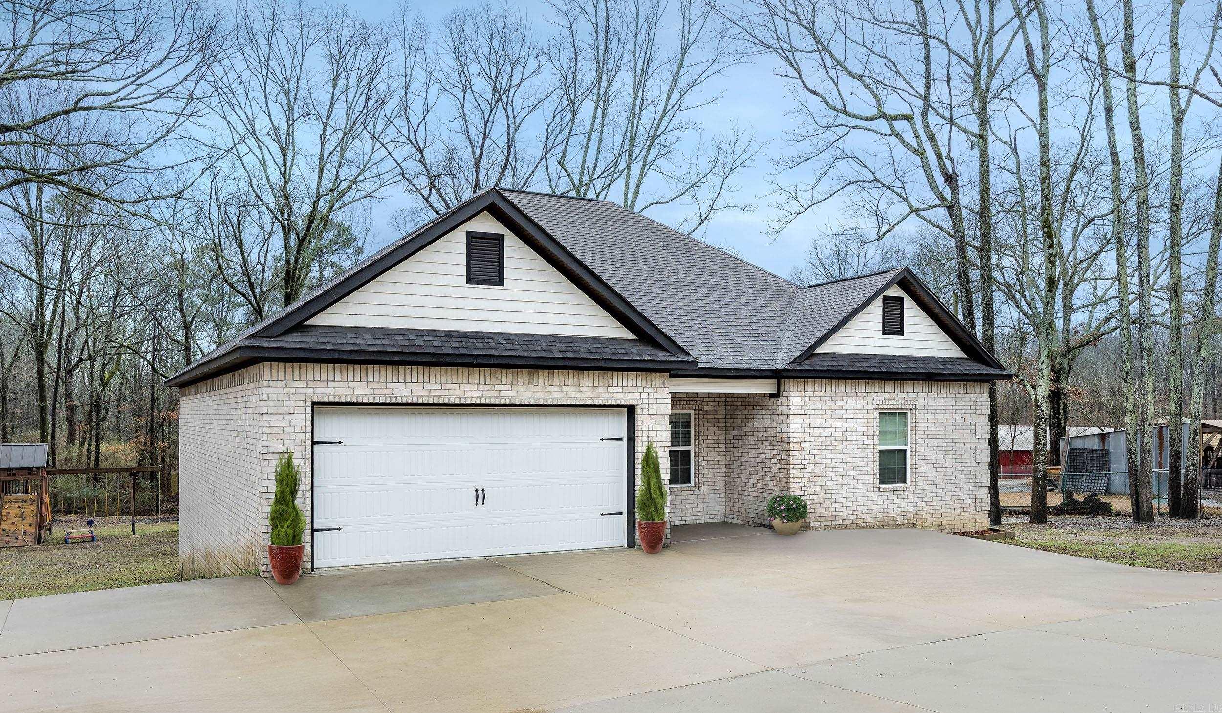 3000 Beauchamp Road