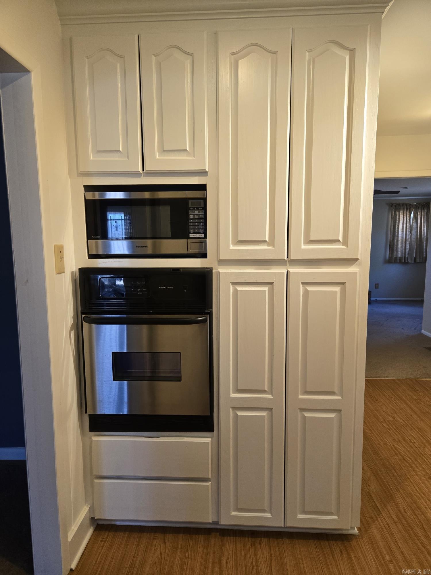 6 Diana Drive