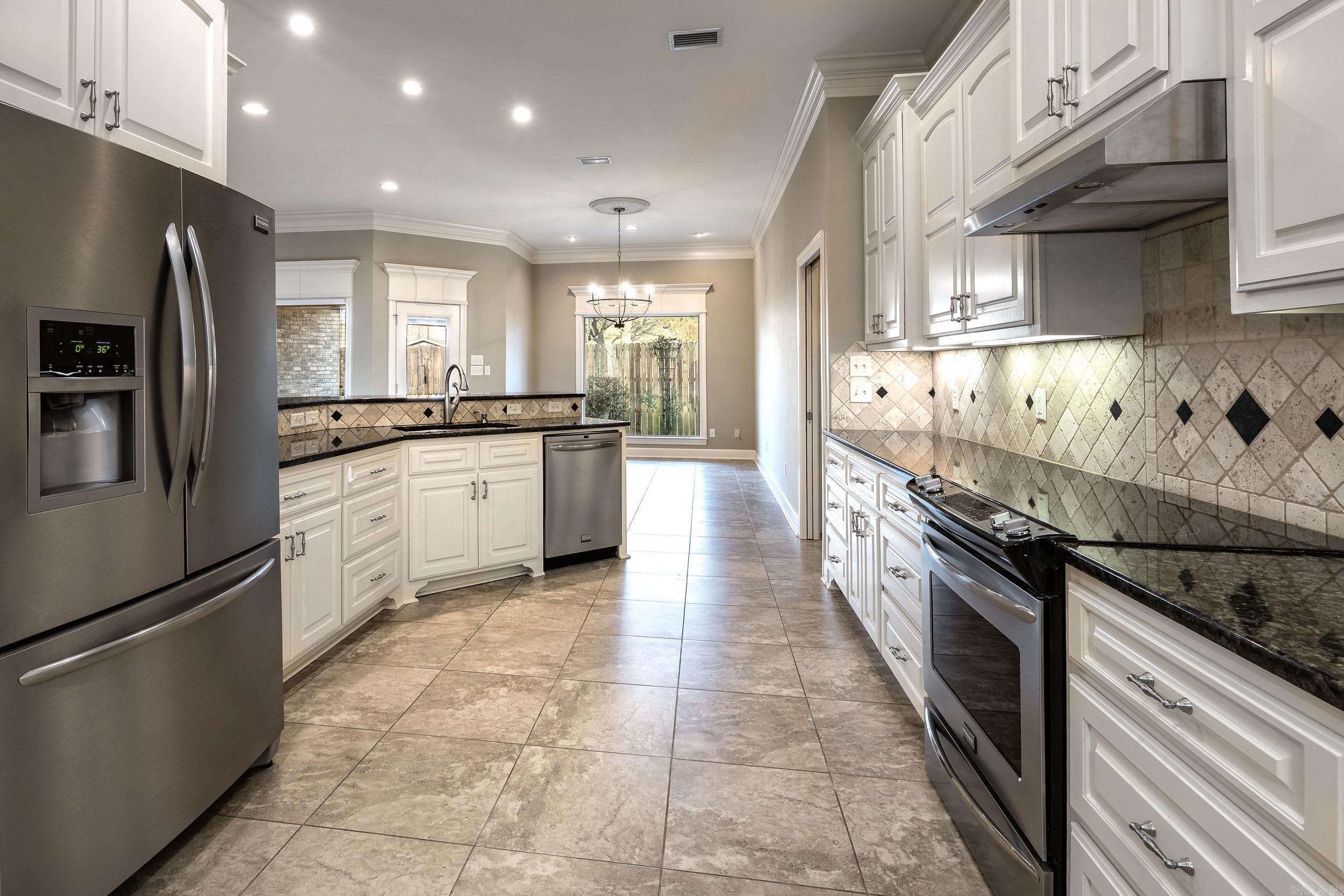 5 Stone Creek Court