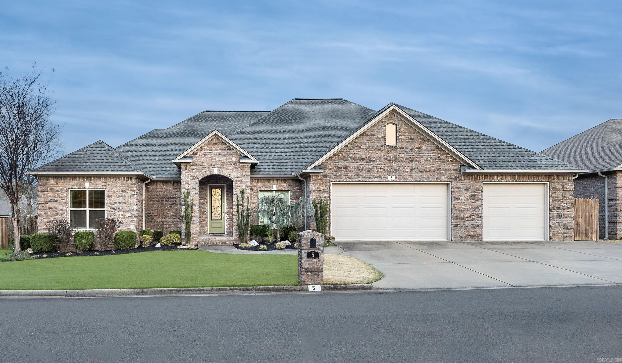 5 Stone Creek Court