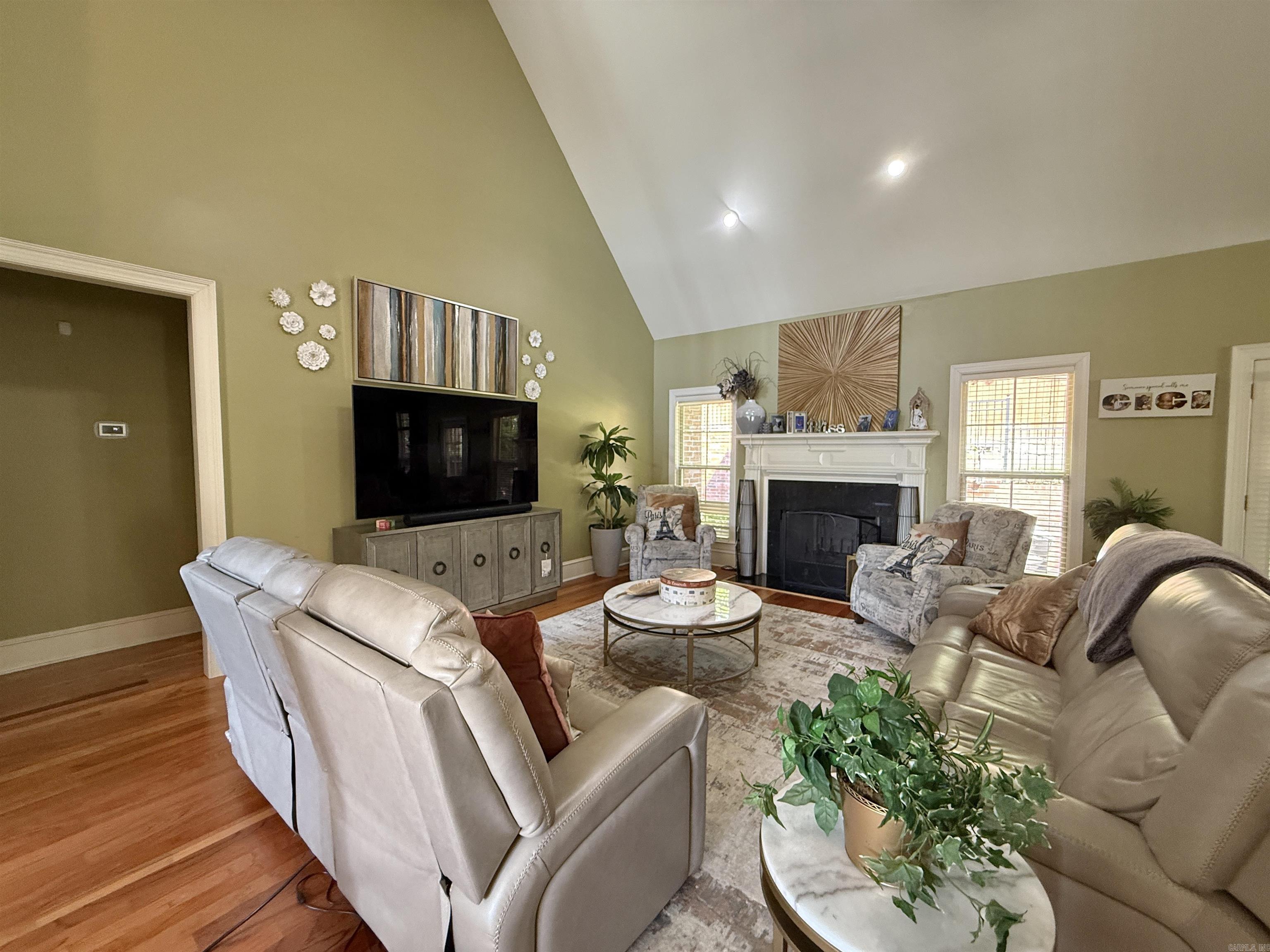 15 Wellington Woods Court