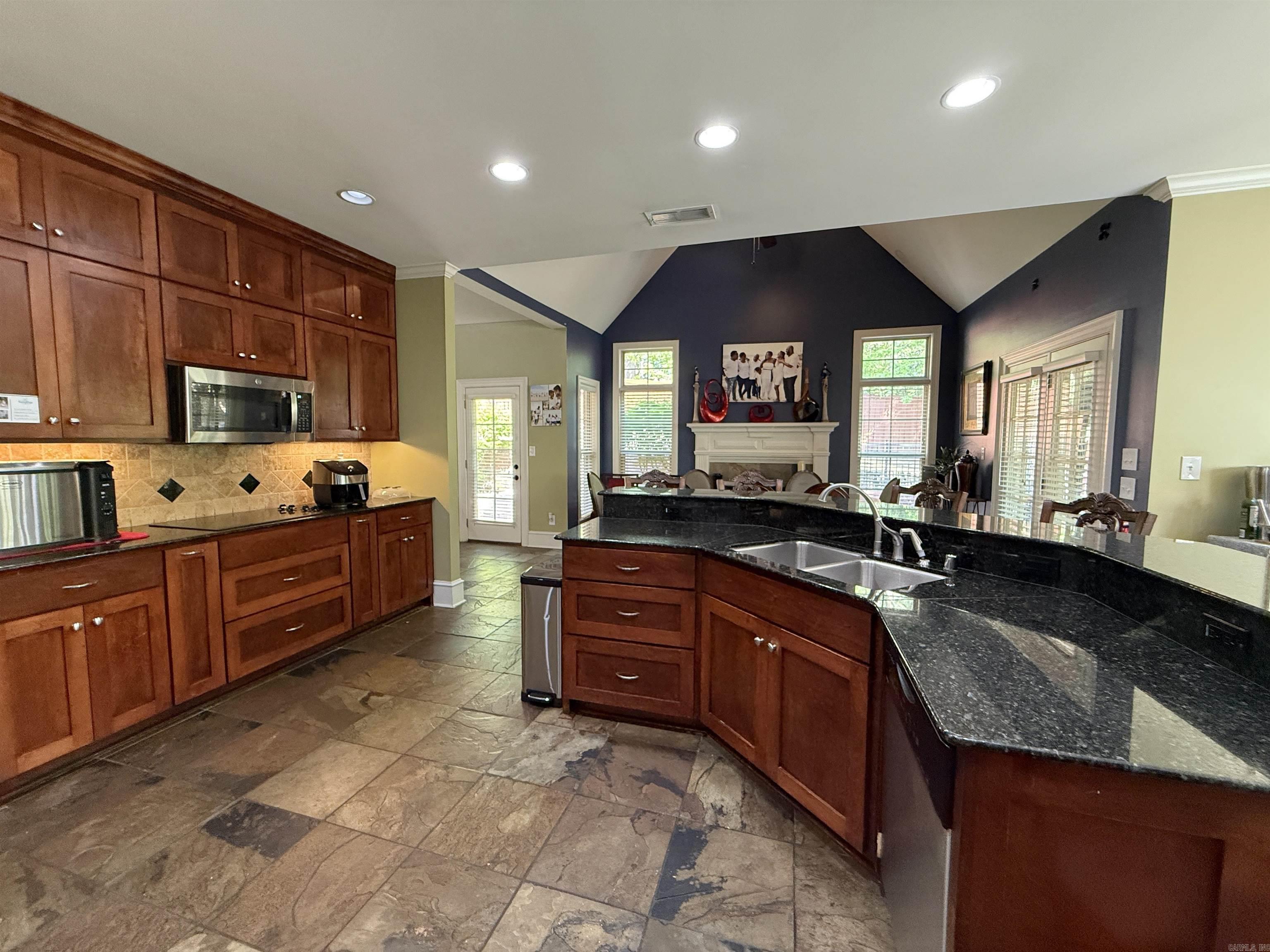 15 Wellington Woods Court