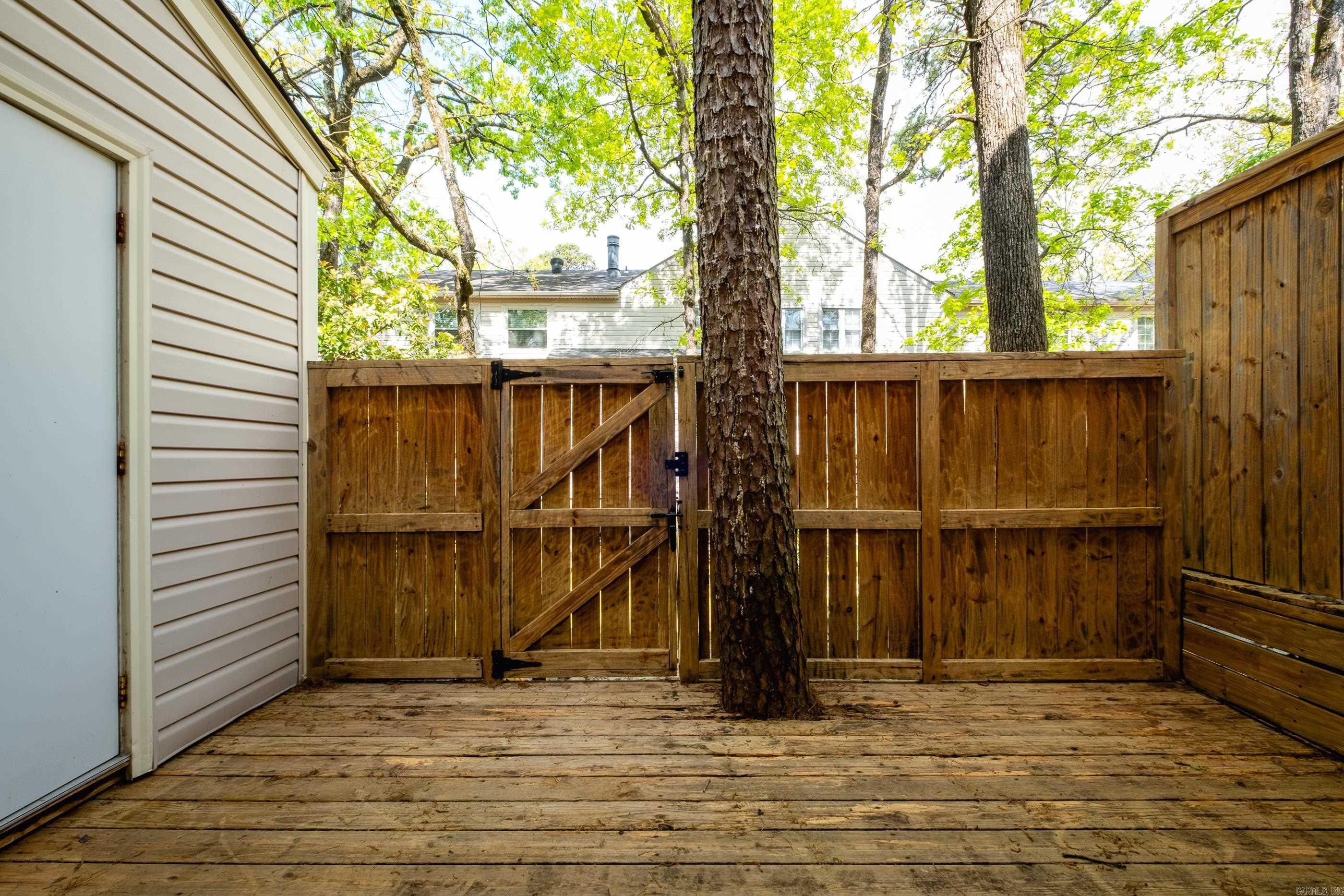 27 Kingsbridge Way