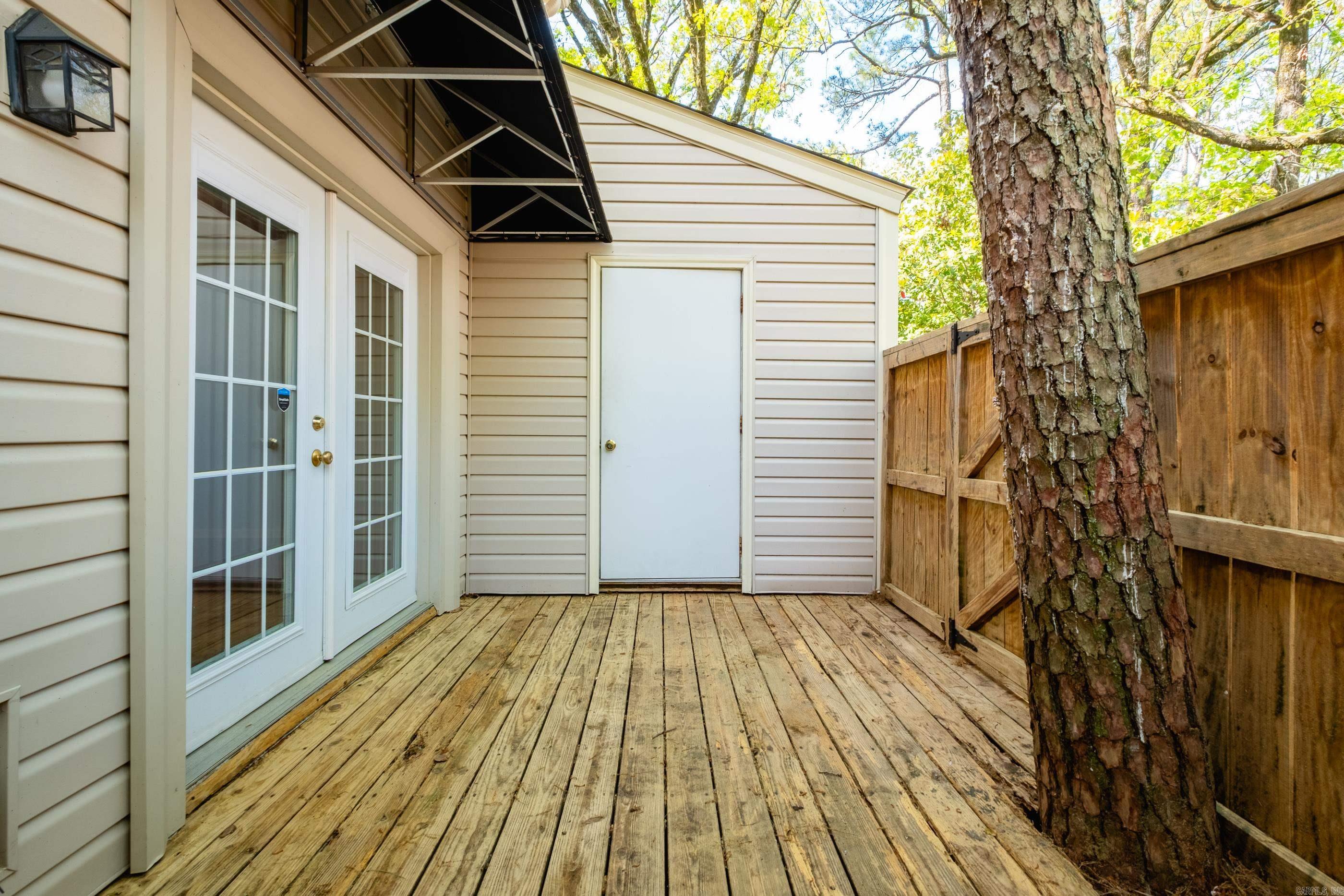 27 Kingsbridge Way
