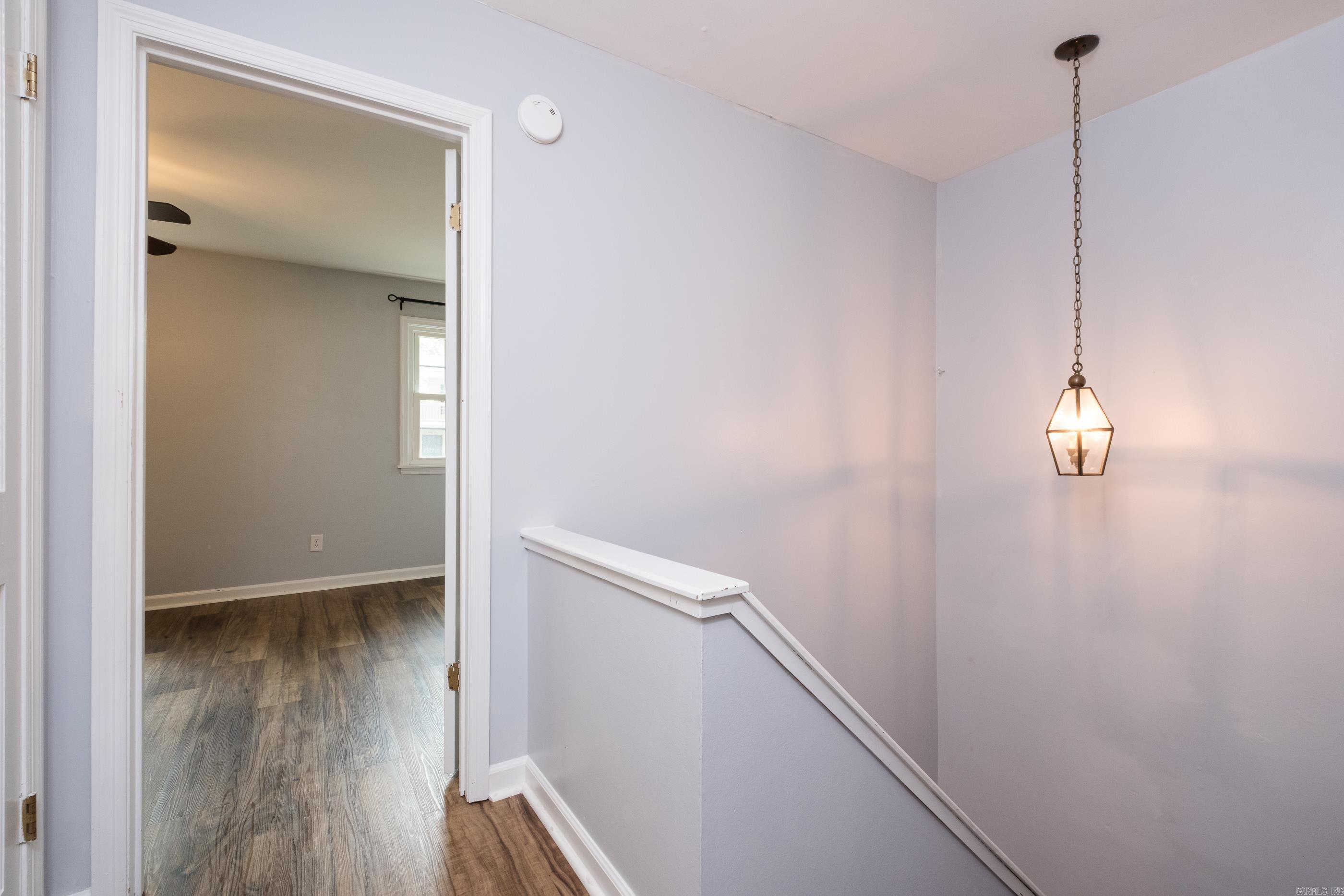 27 Kingsbridge Way