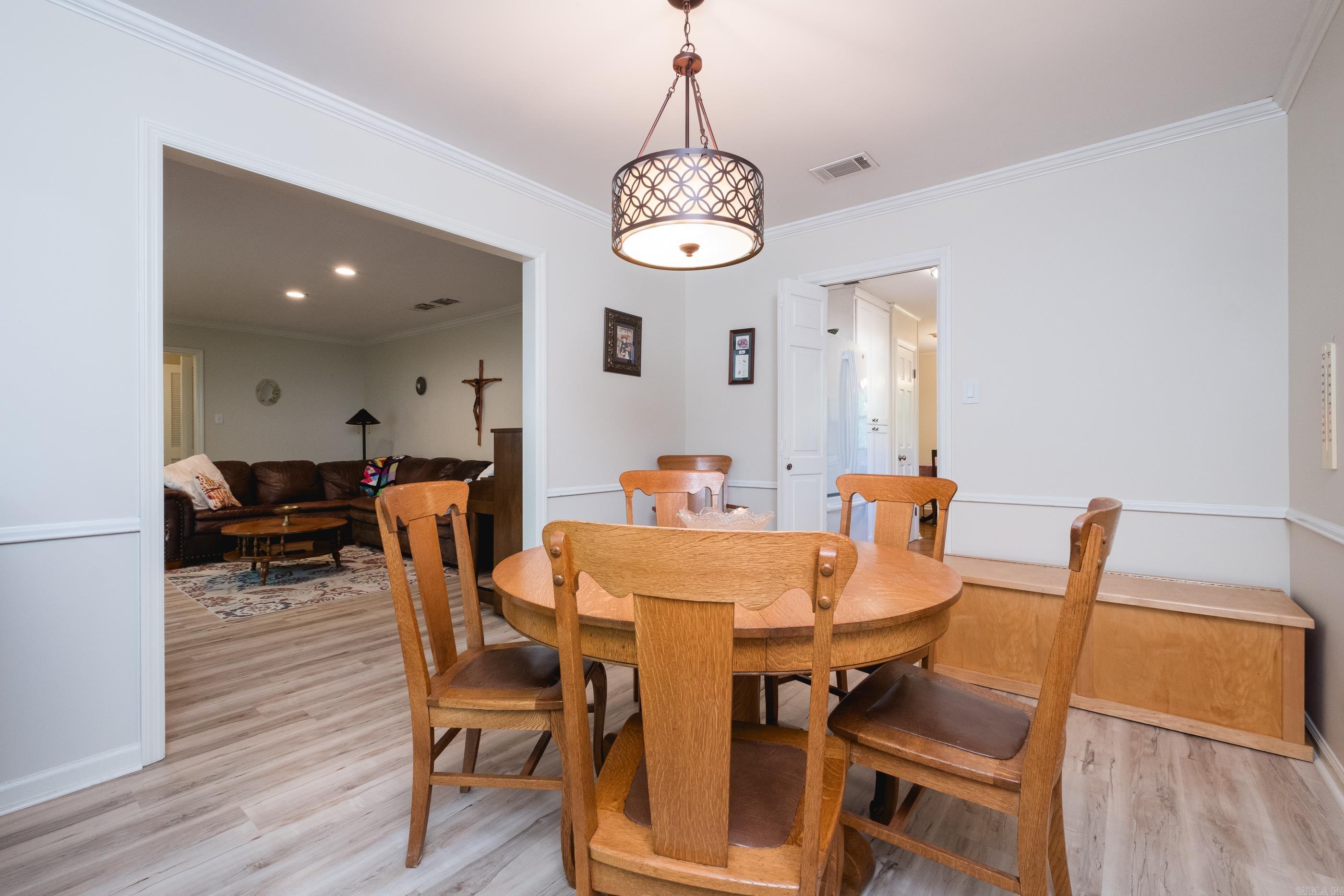 7 Sandstone Court
