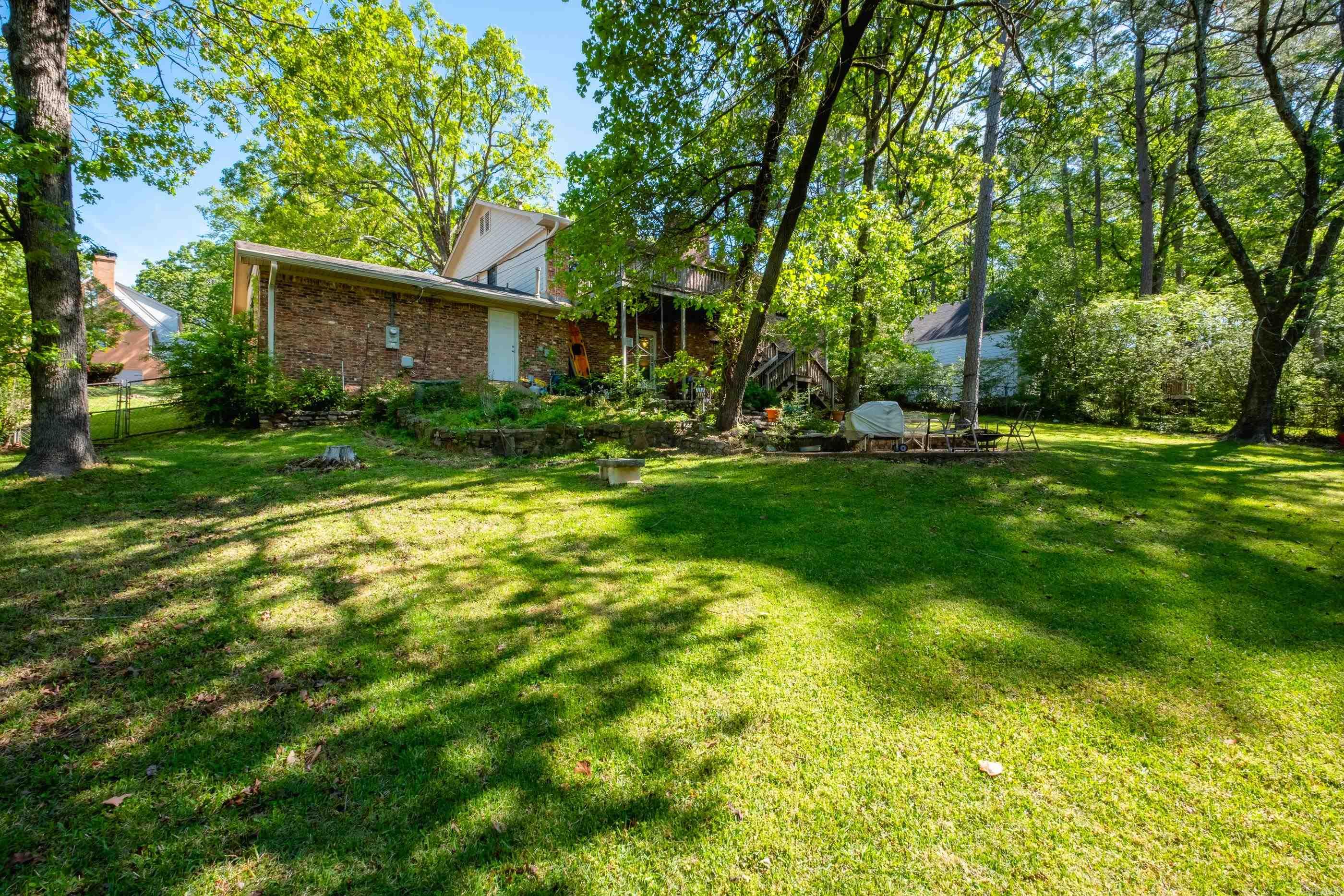 7 Sandstone Court