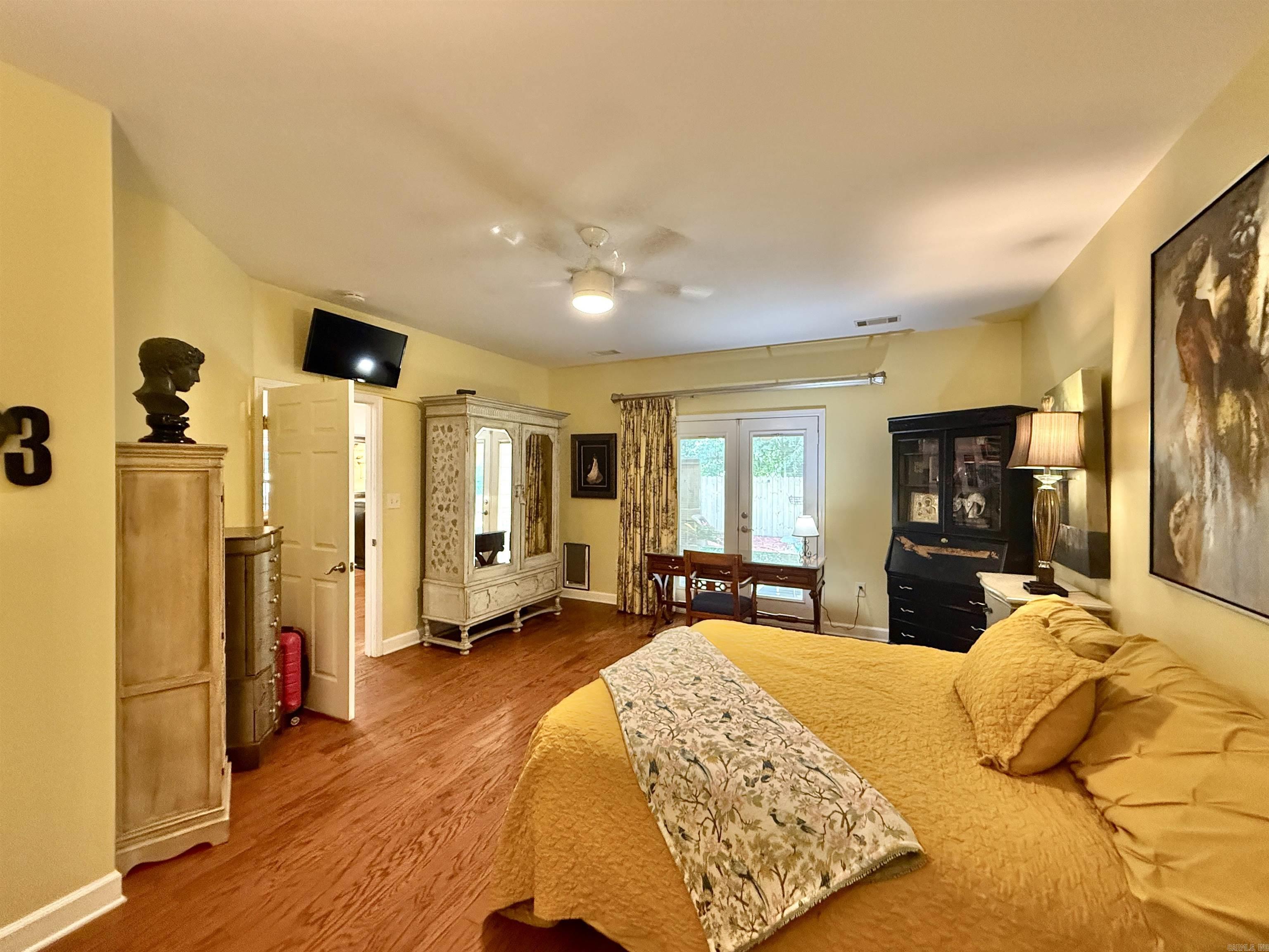 1603 Stagecoach Village