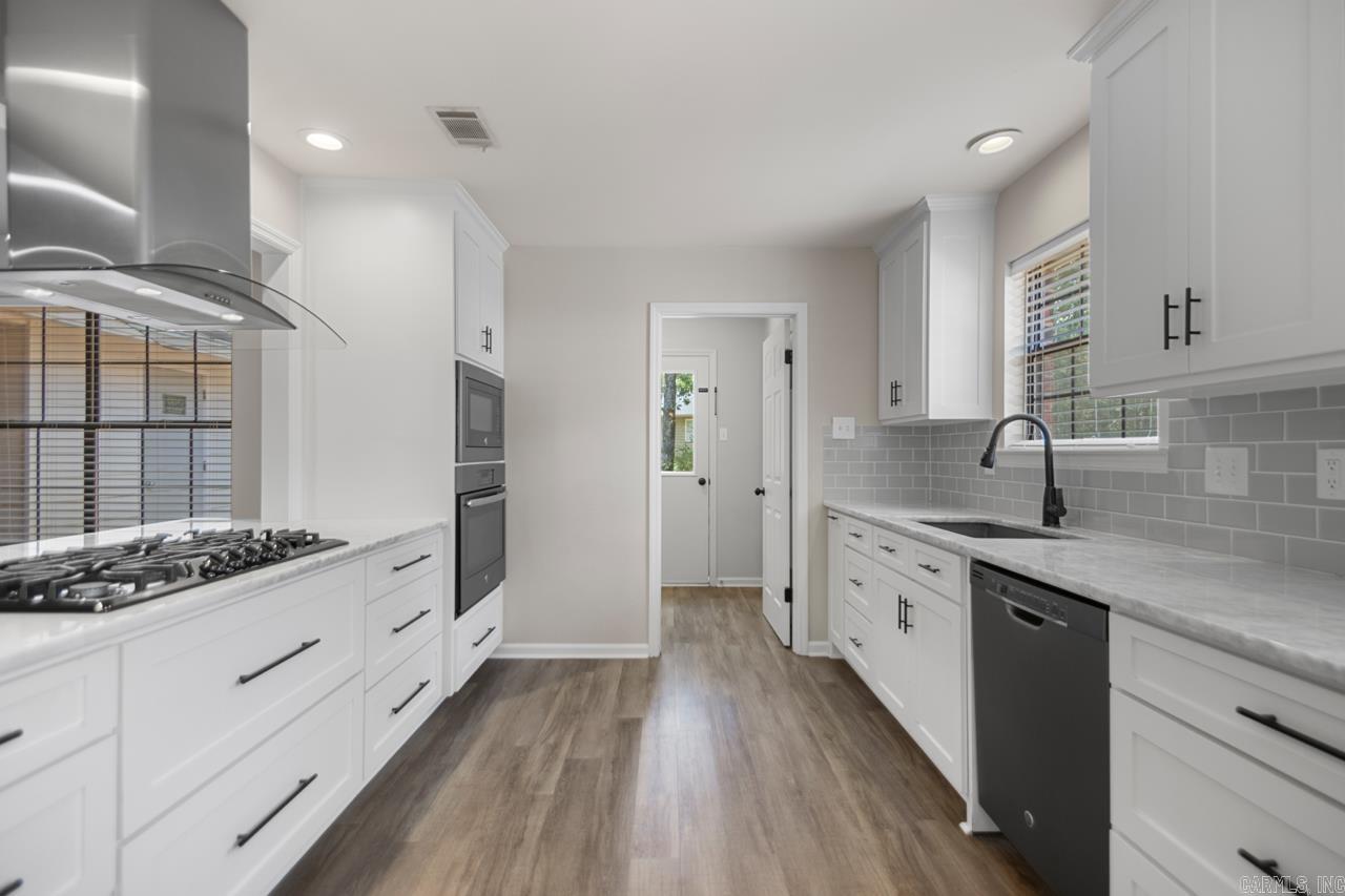 4 Liberty Bell Court