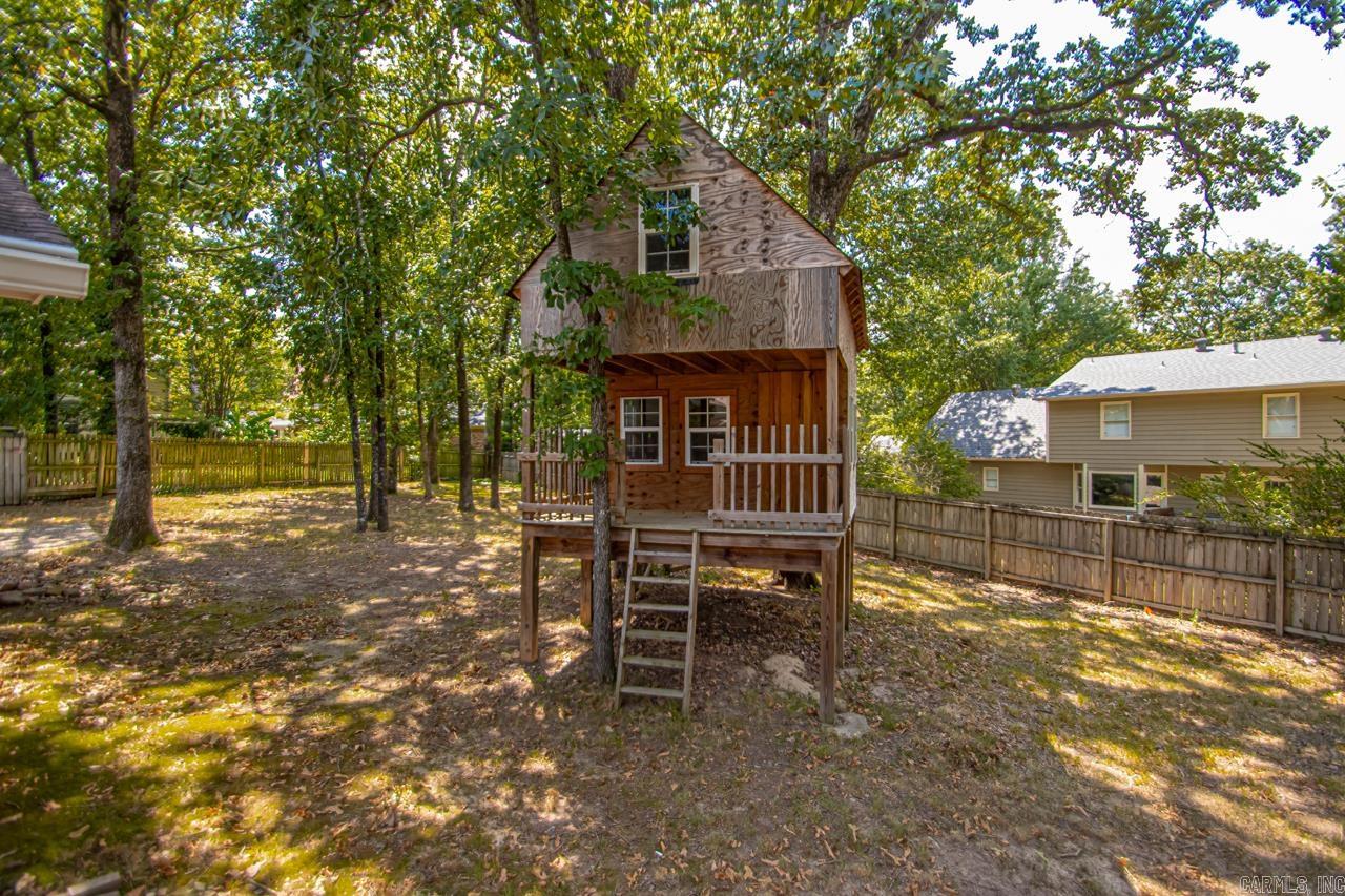 4 Liberty Bell Court