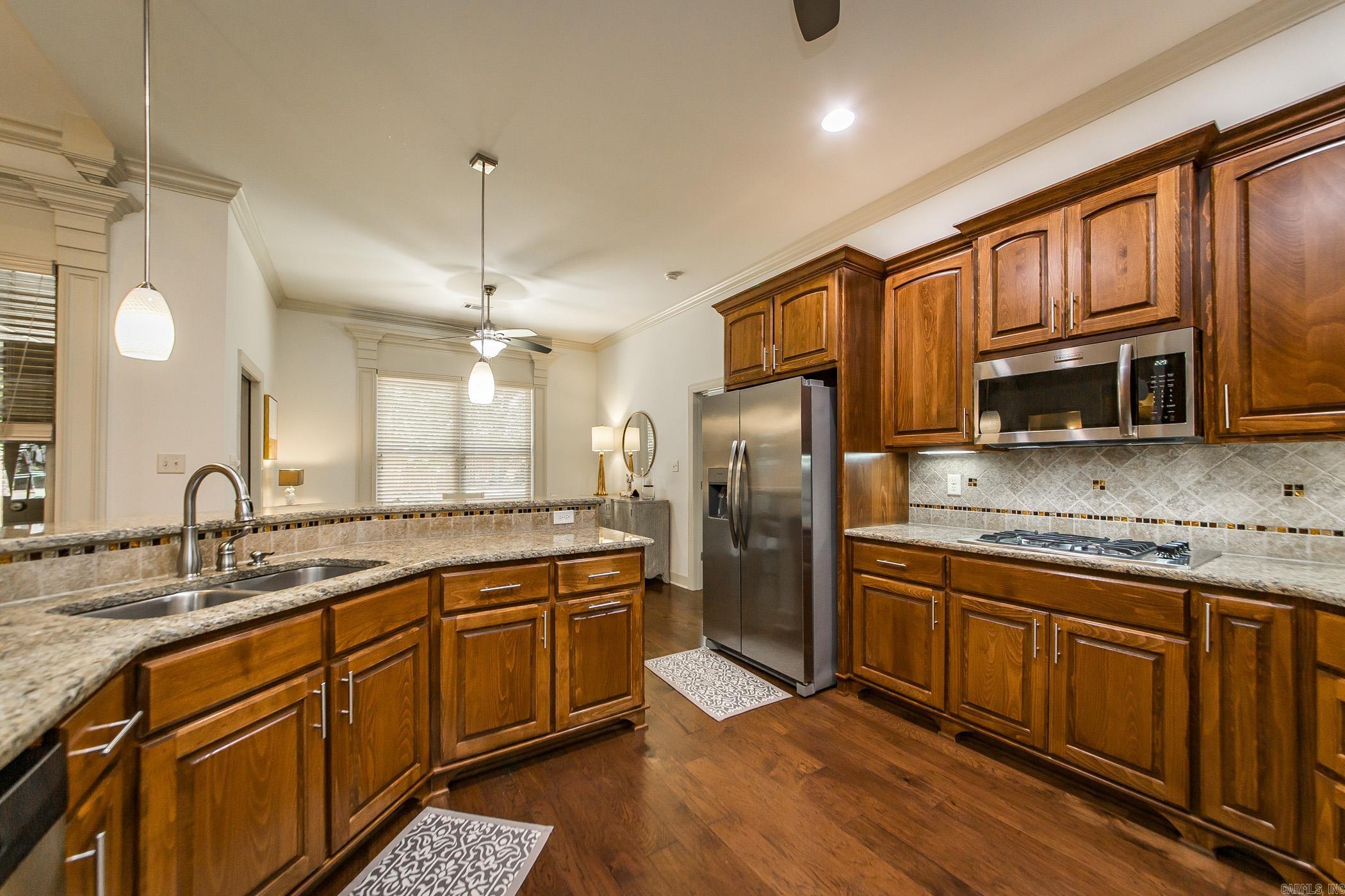 34 Tournay Circle
