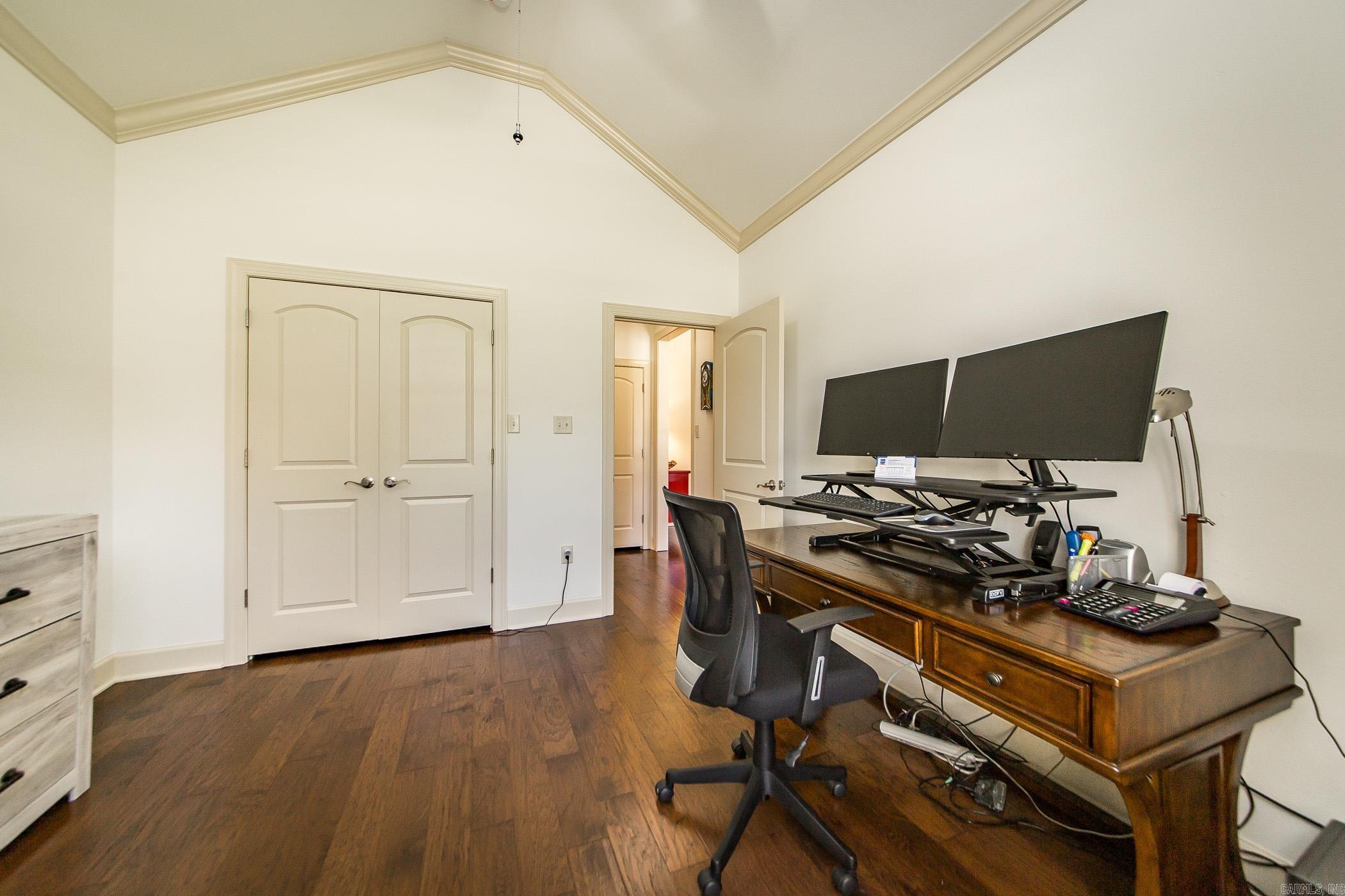 34 Tournay Circle