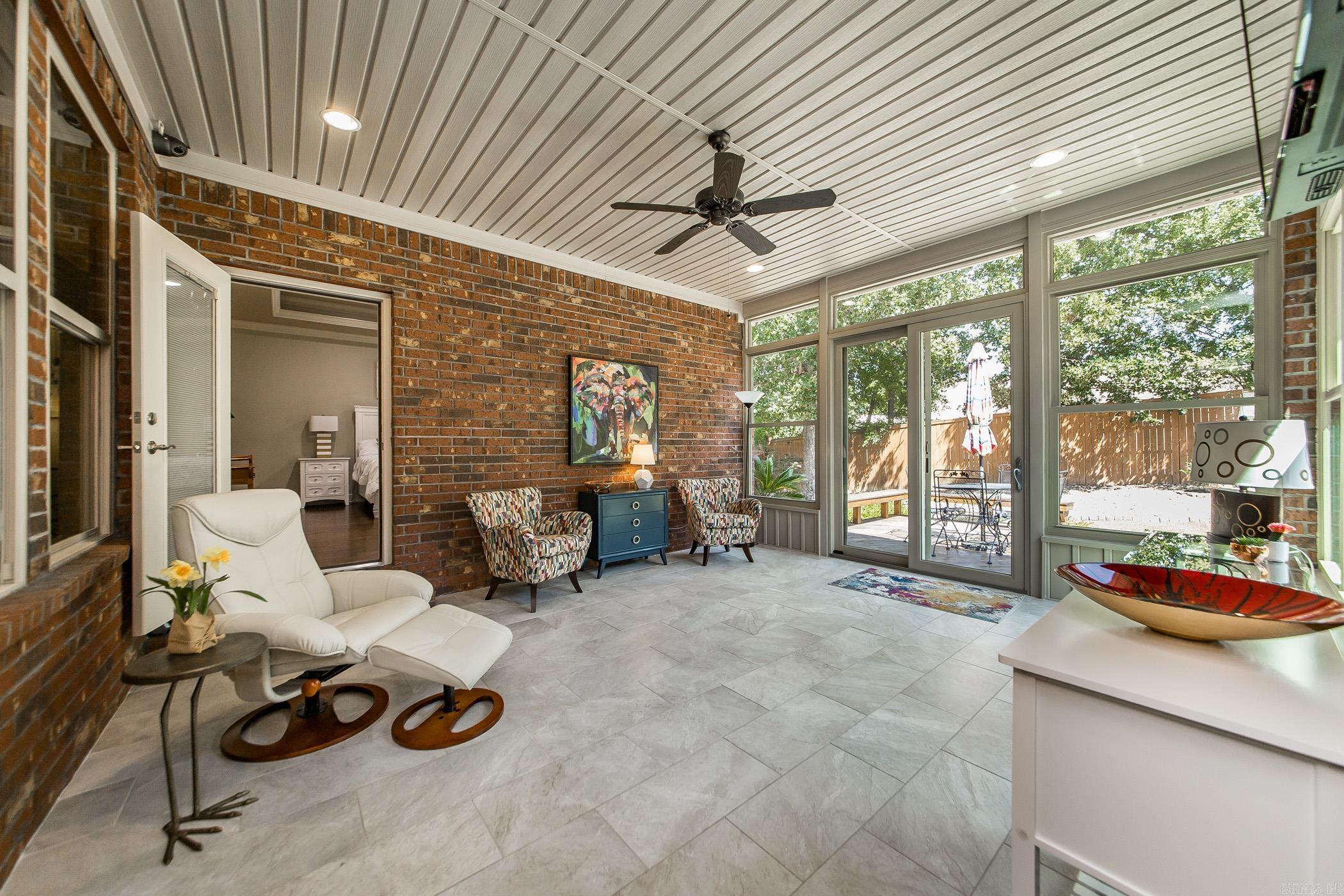 34 Tournay Circle
