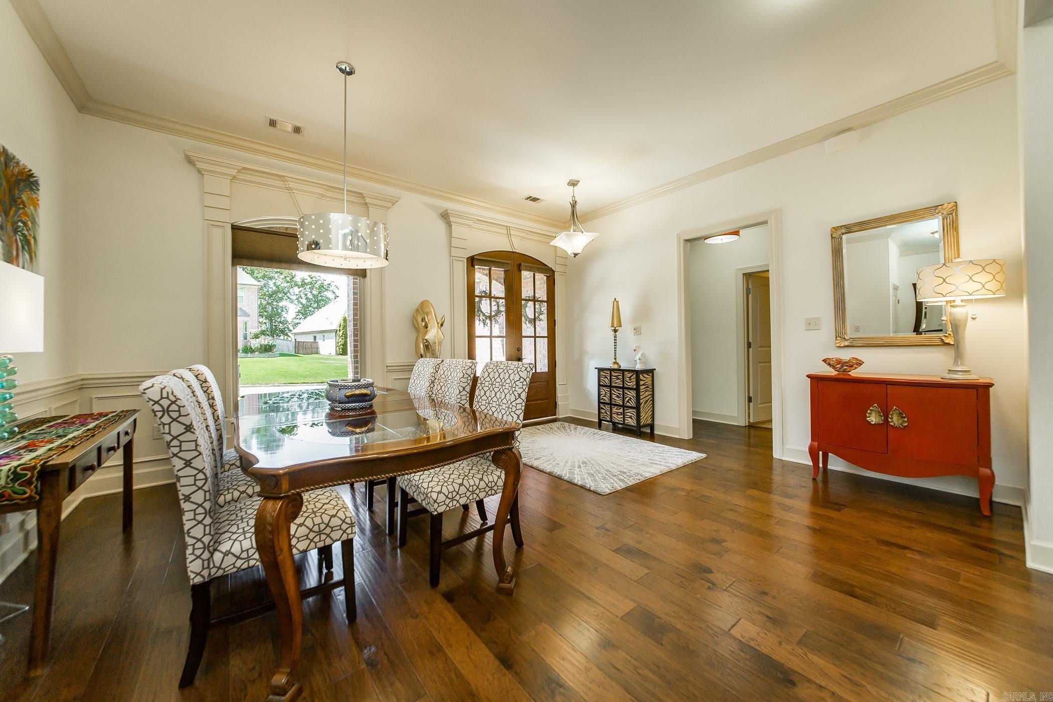 34 Tournay Circle
