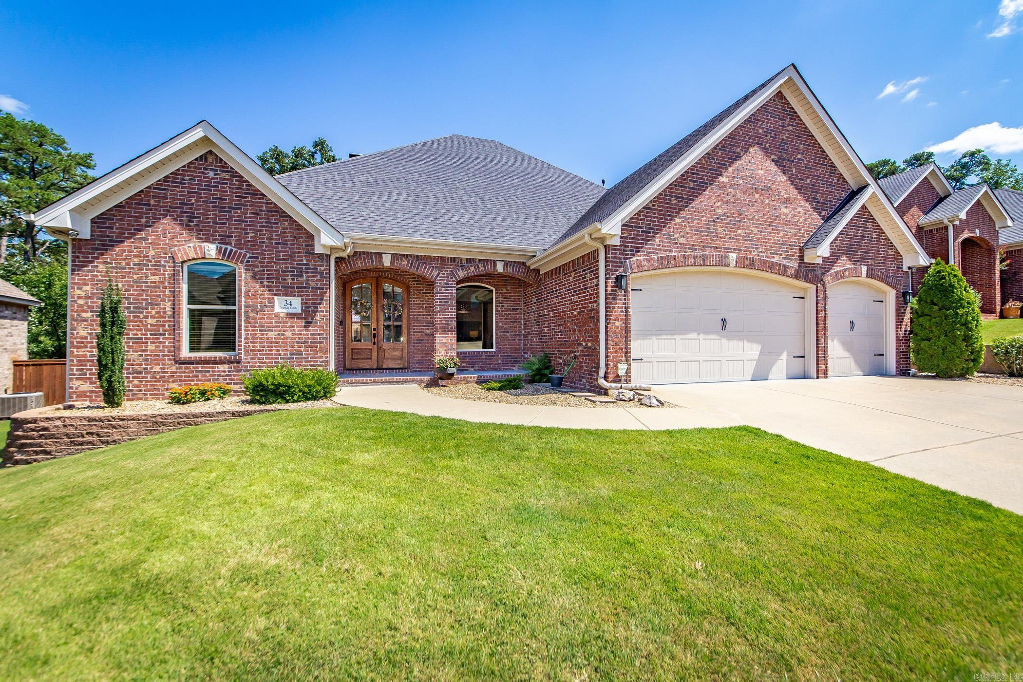 34 Tournay Circle