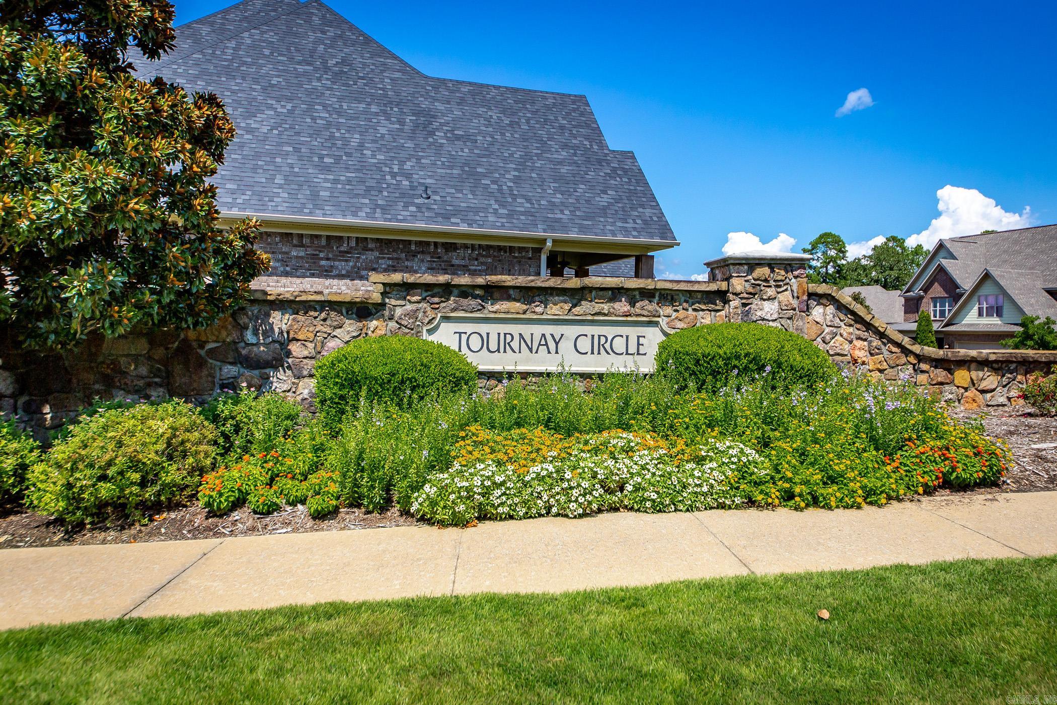 34 Tournay Circle