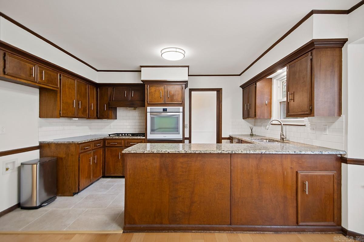 8714 Boulder Lane