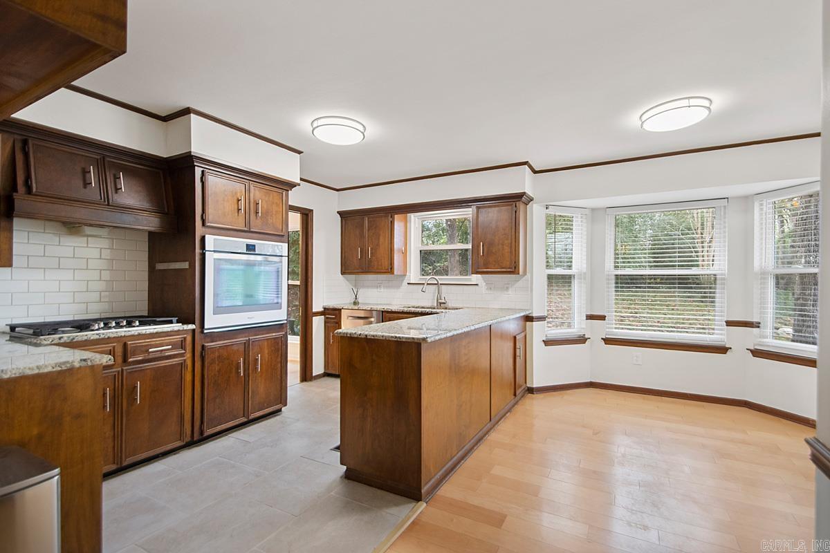 8714 Boulder Lane