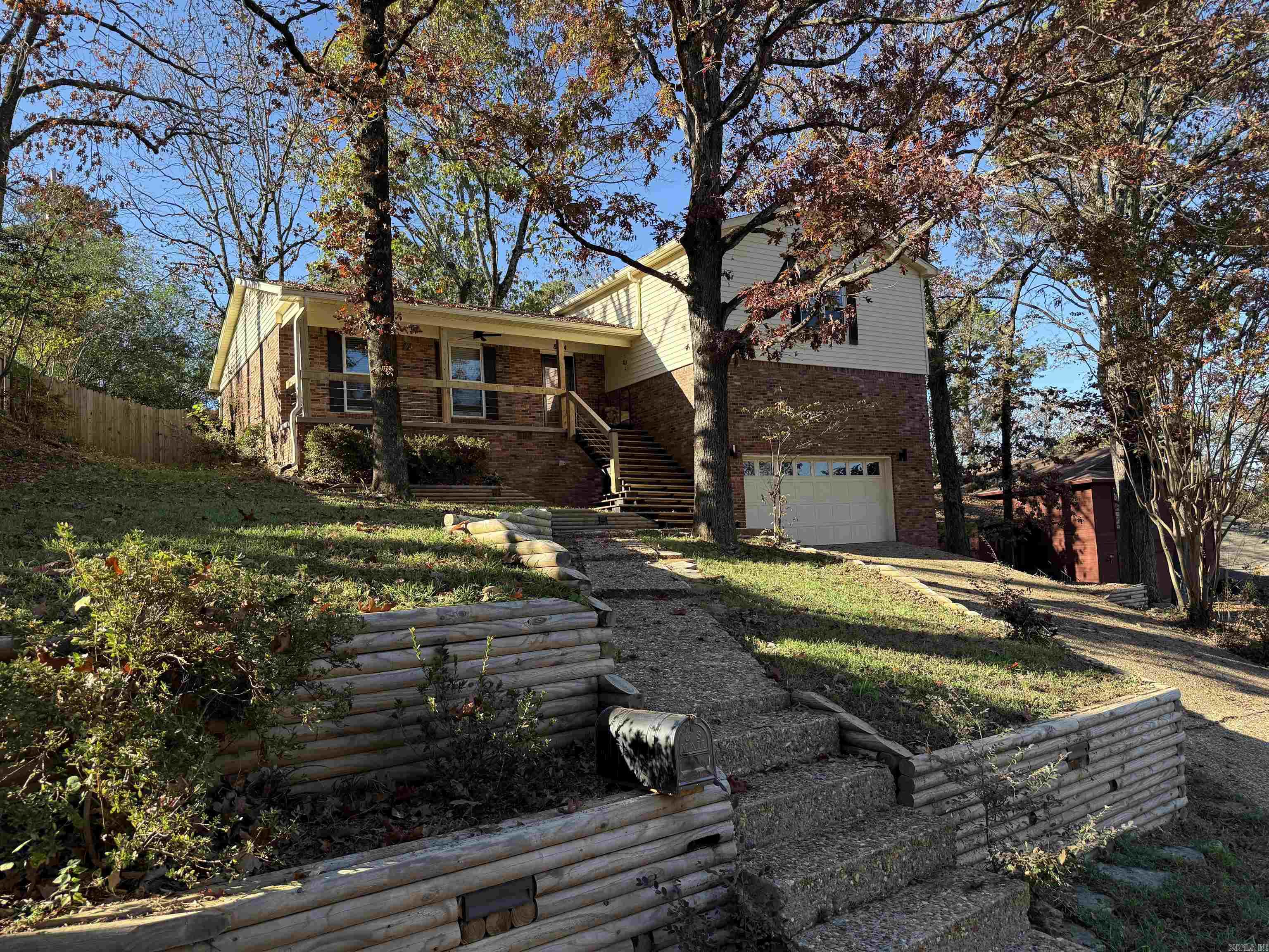 8714 Boulder Lane