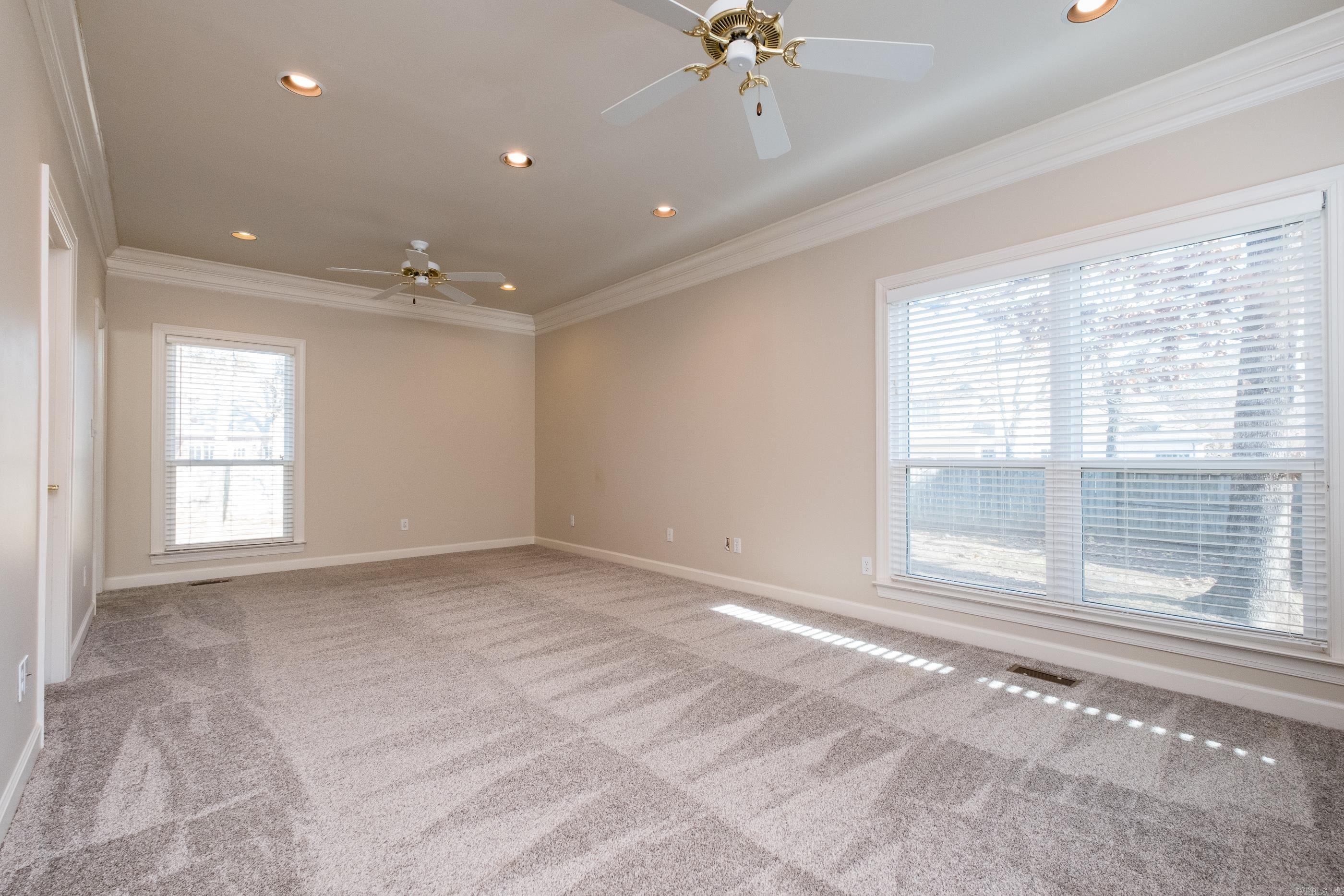 6 Gravelle Drive
