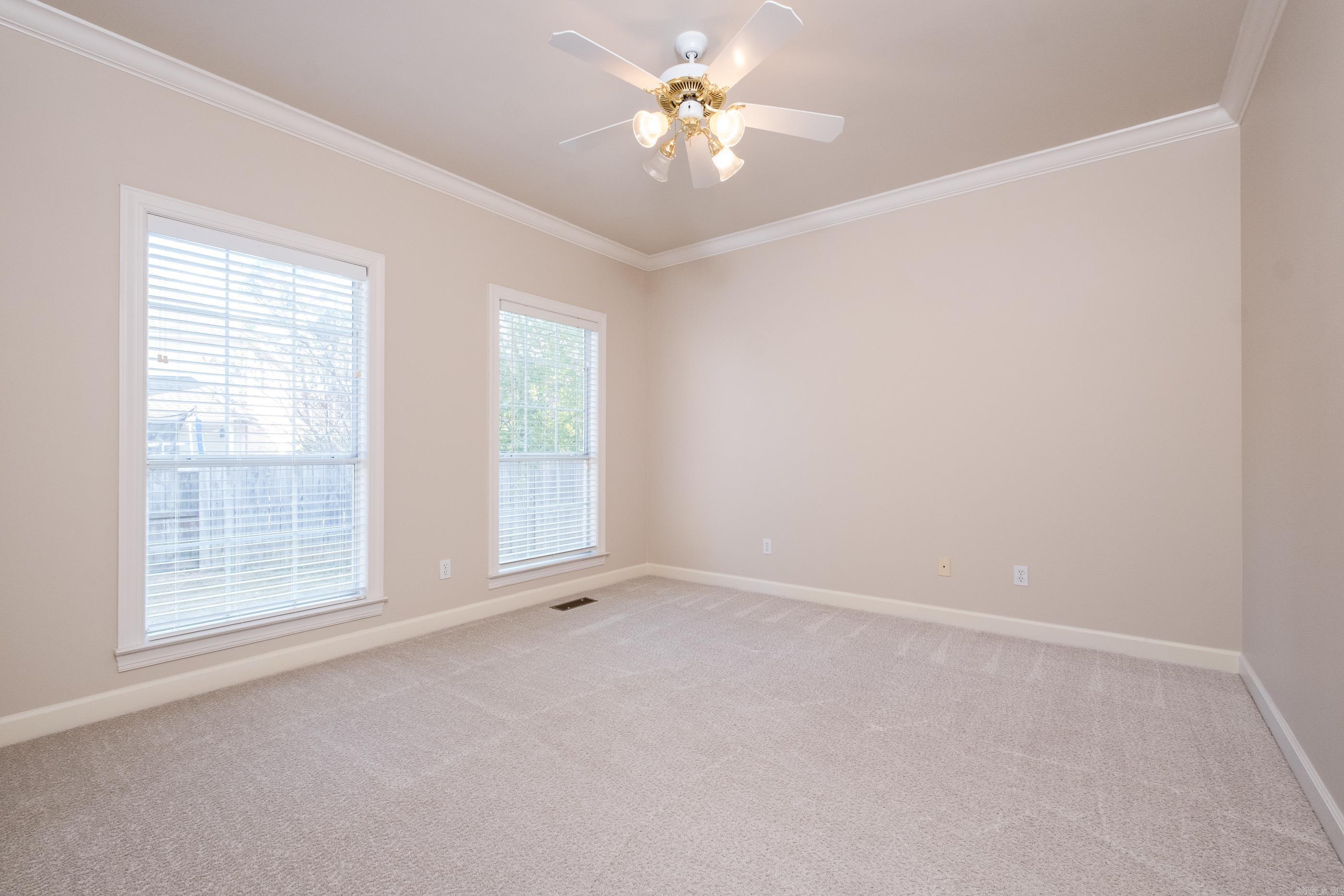 6 Gravelle Drive