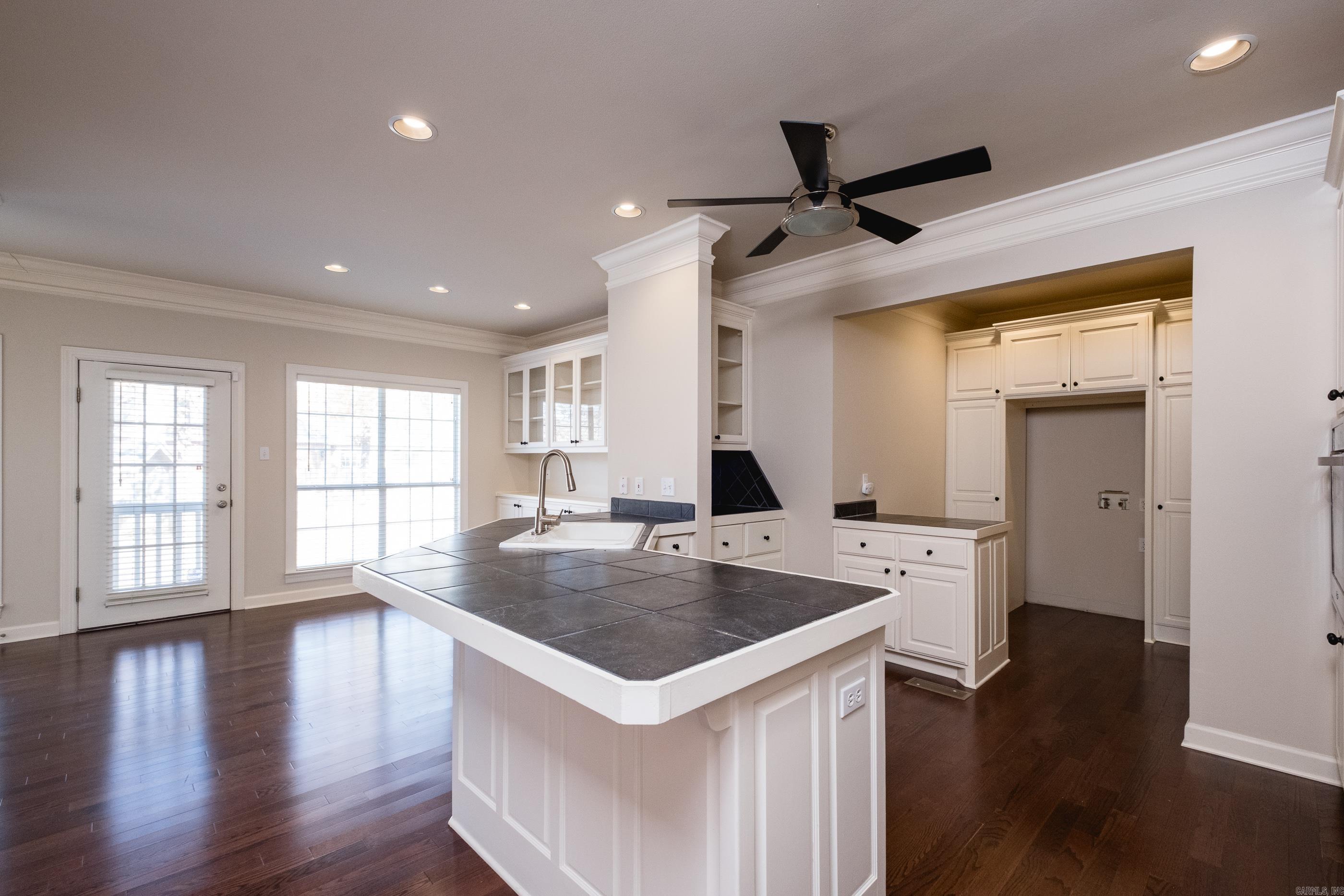 6 Gravelle Drive