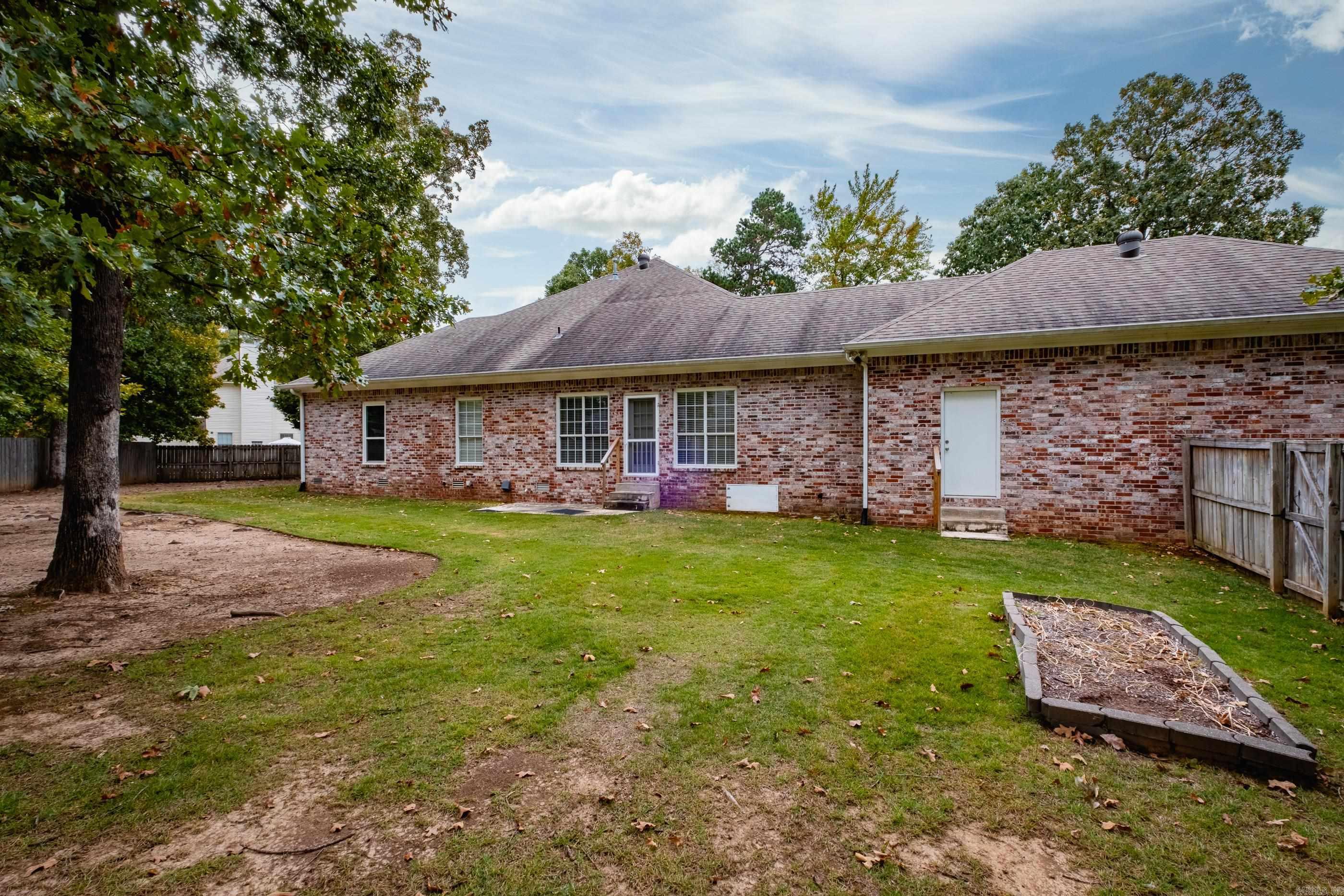 6 Gravelle Drive