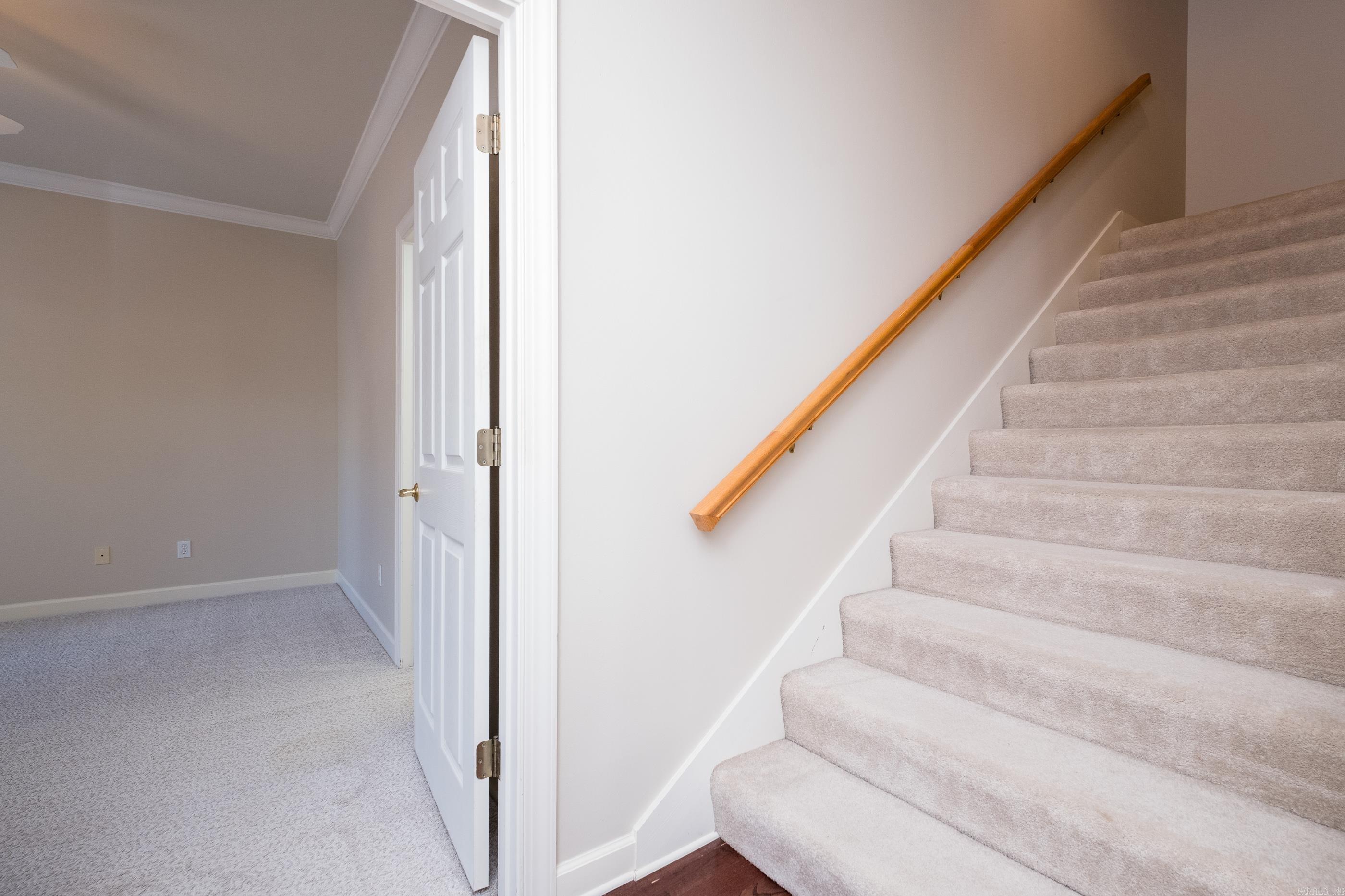 6 Gravelle Drive