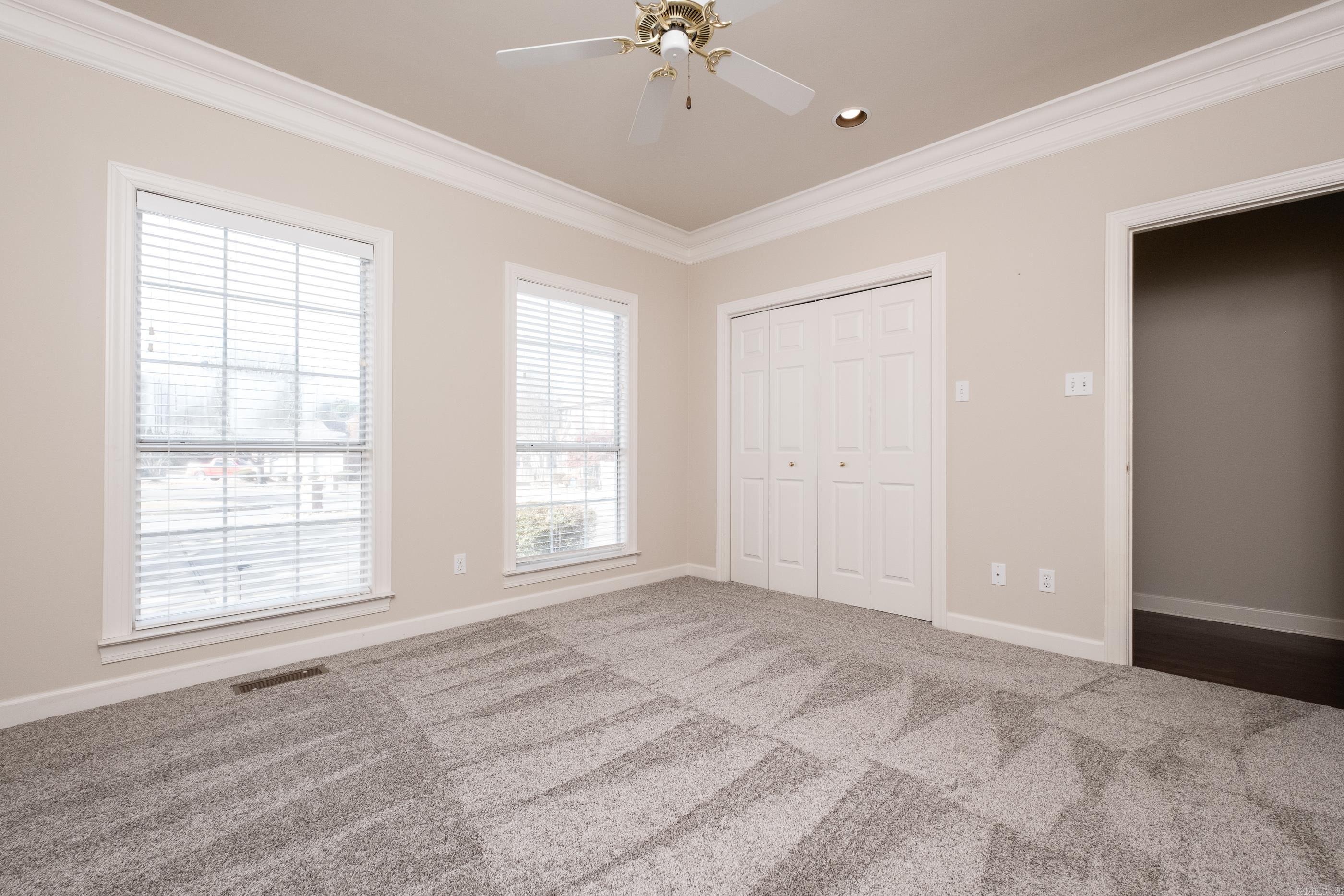 6 Gravelle Drive