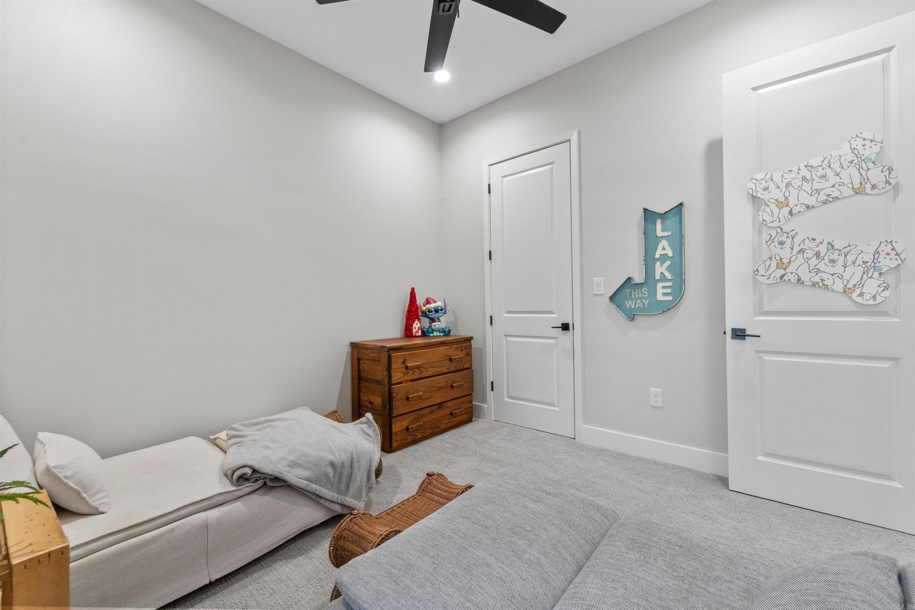 345 Fletcher Loop