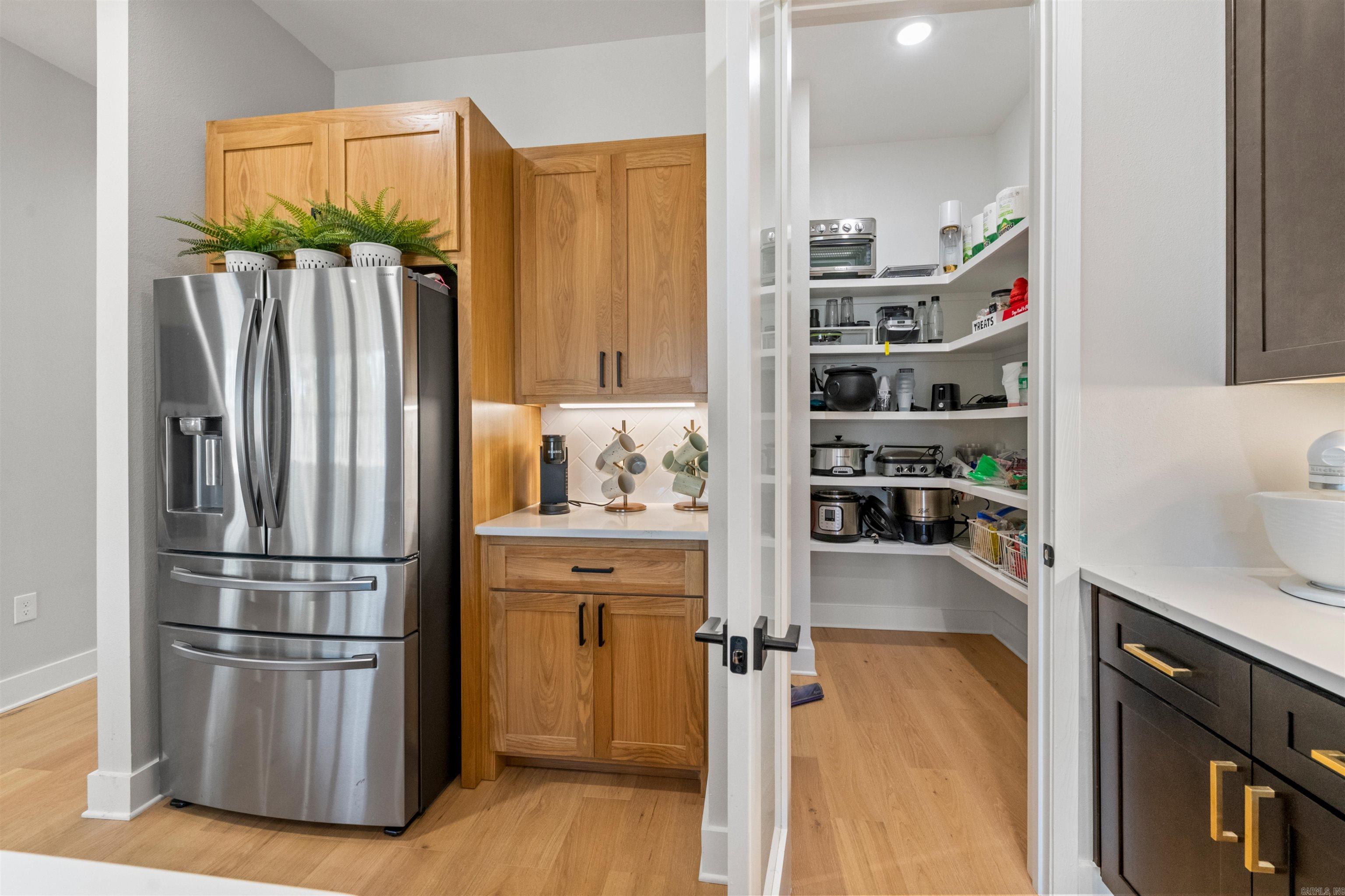 345 Fletcher Loop