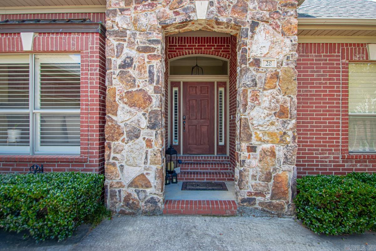 28 Bronte Court