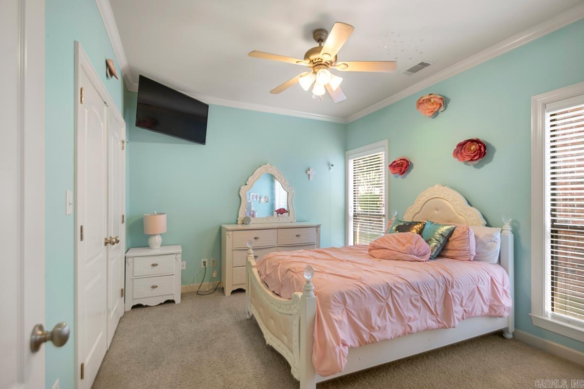 28 Bronte Court