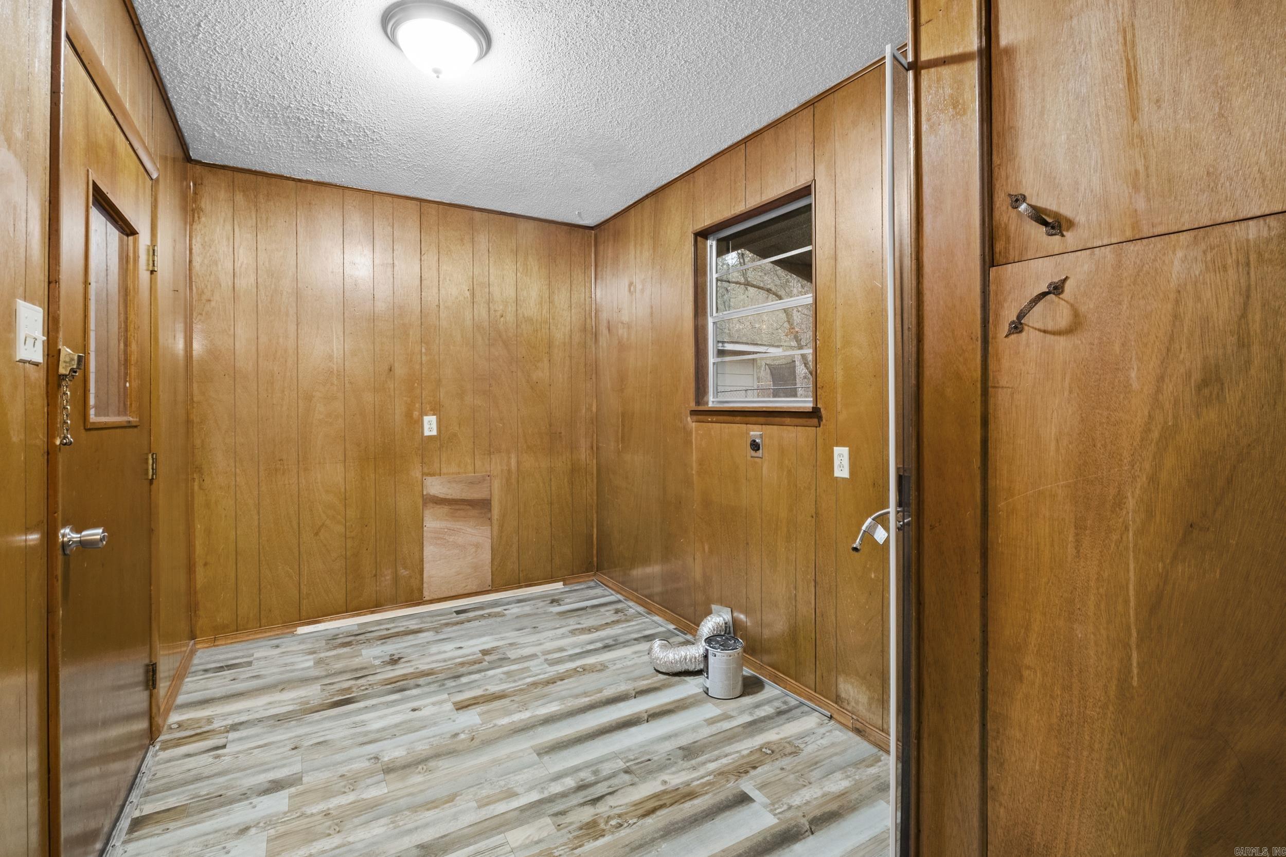 11312 Barrett Rd
