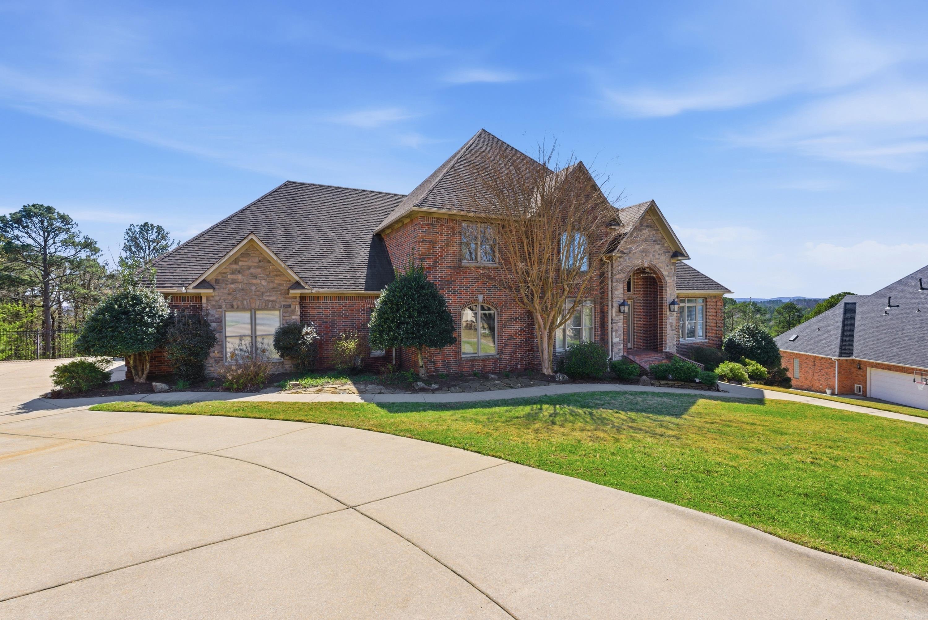 70 Bellegarde Drive