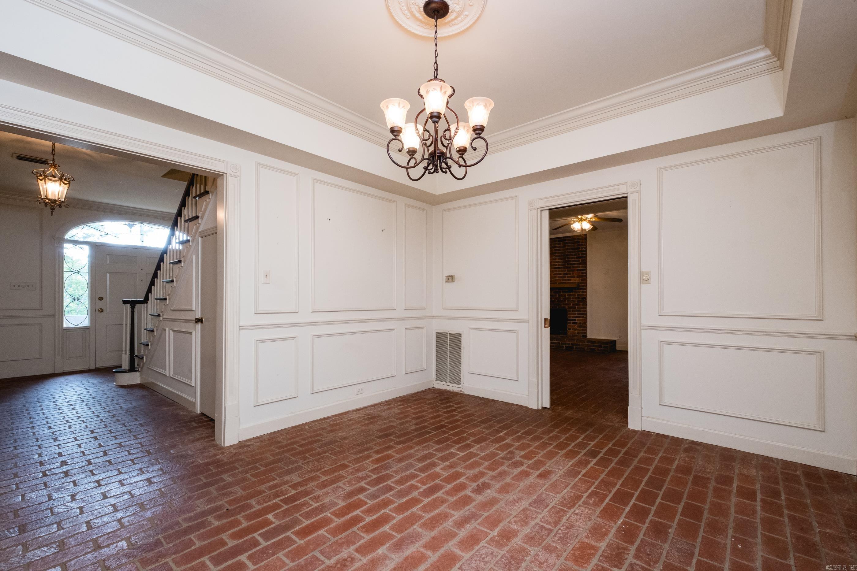 3118 Foxcroft Road