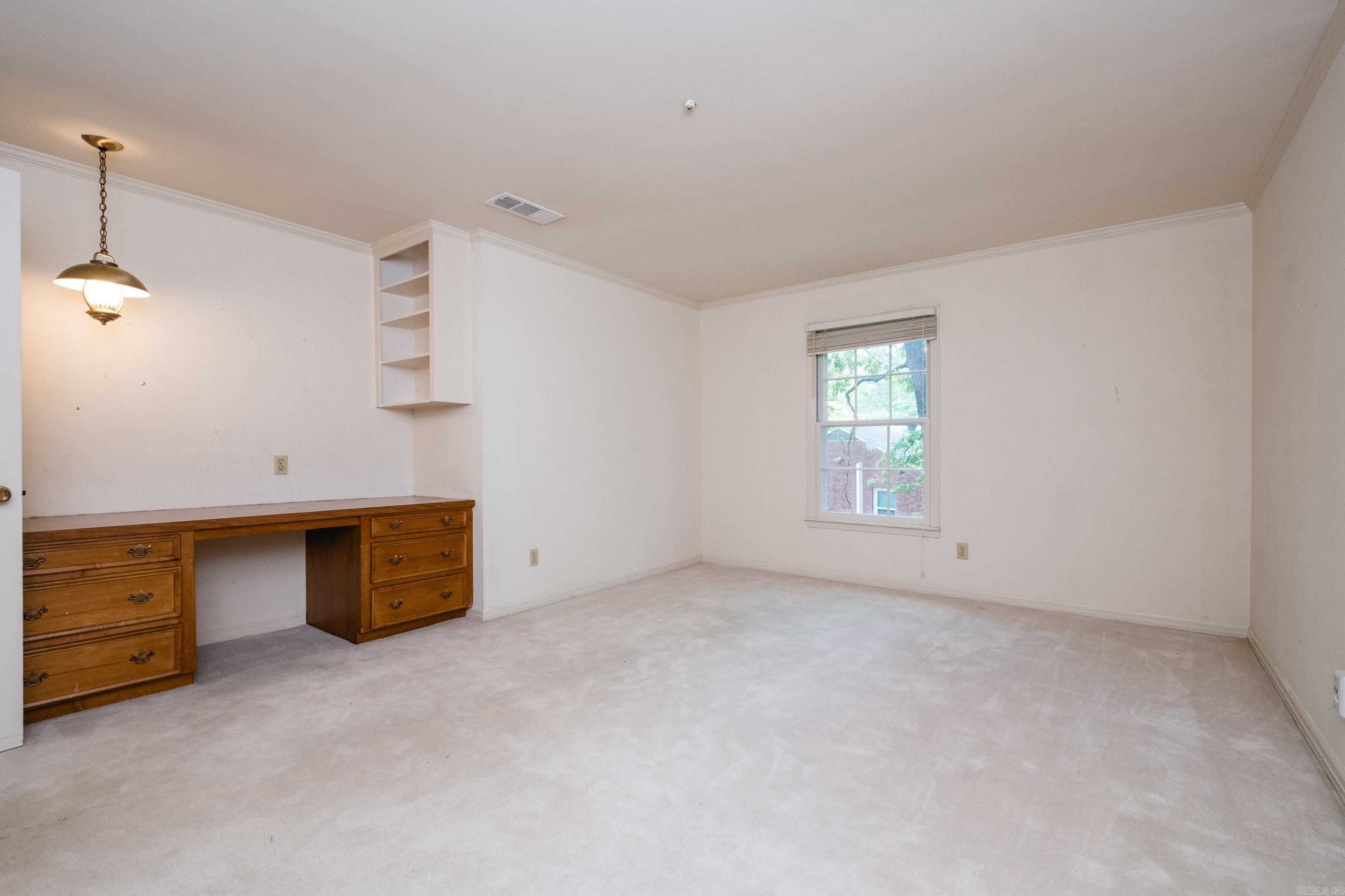 3118 Foxcroft Road