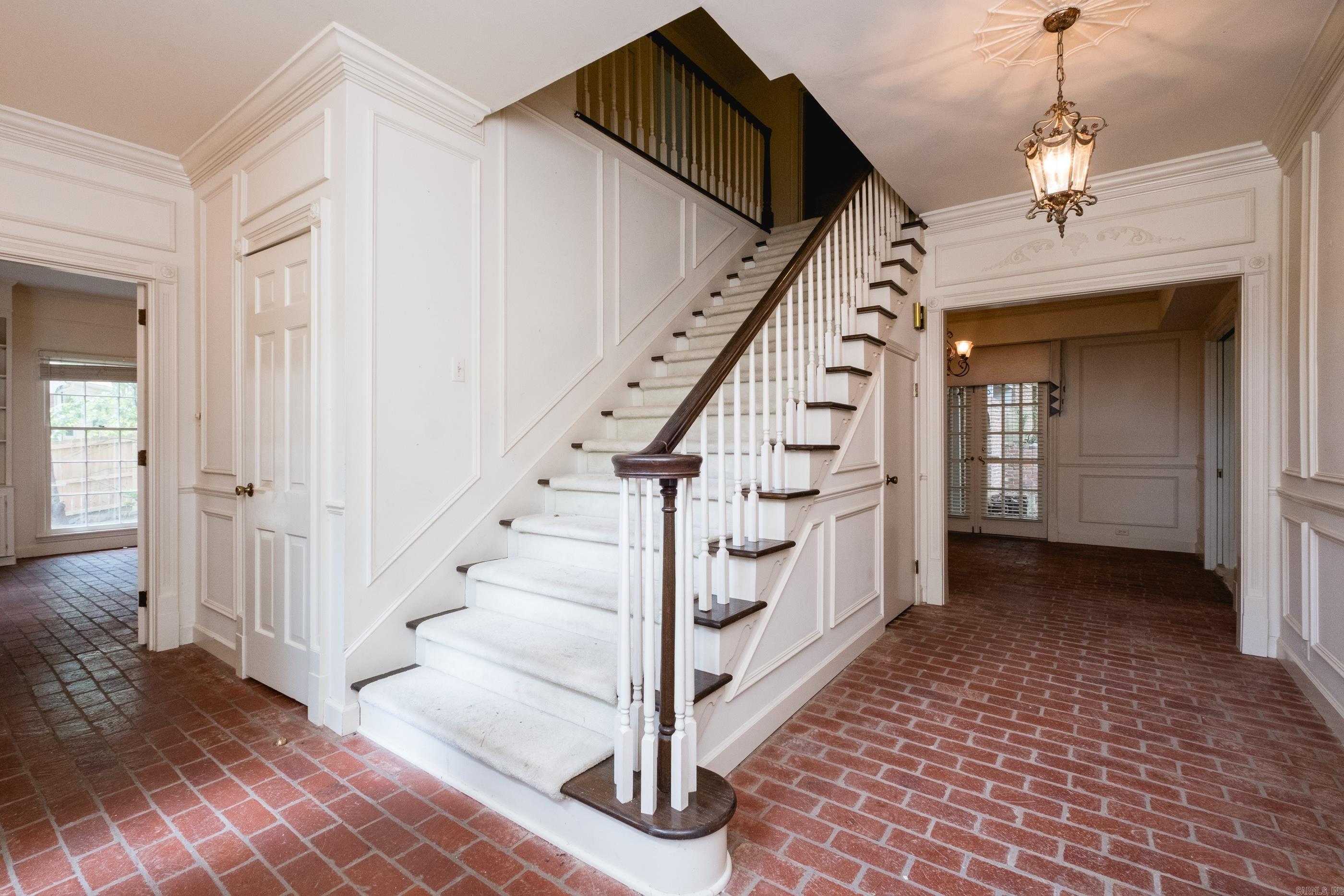 3118 Foxcroft Road