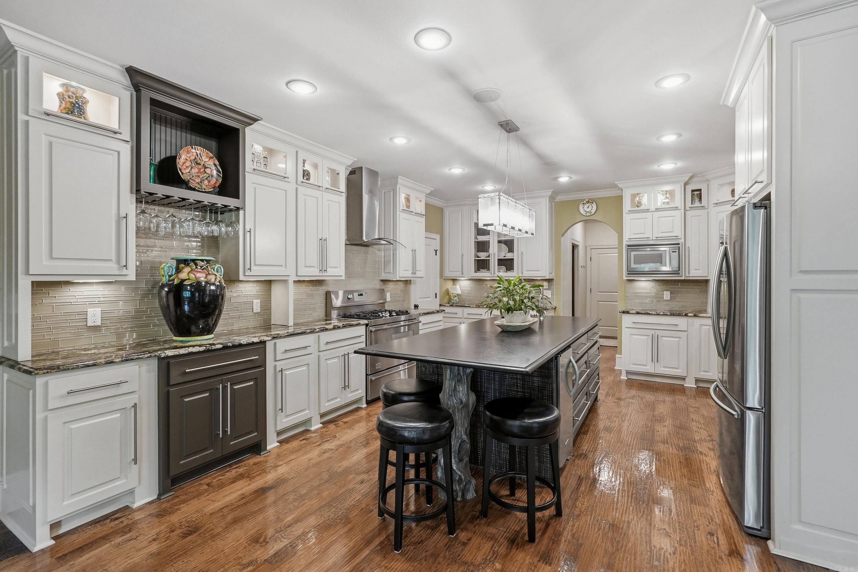 32 Winthrop Point