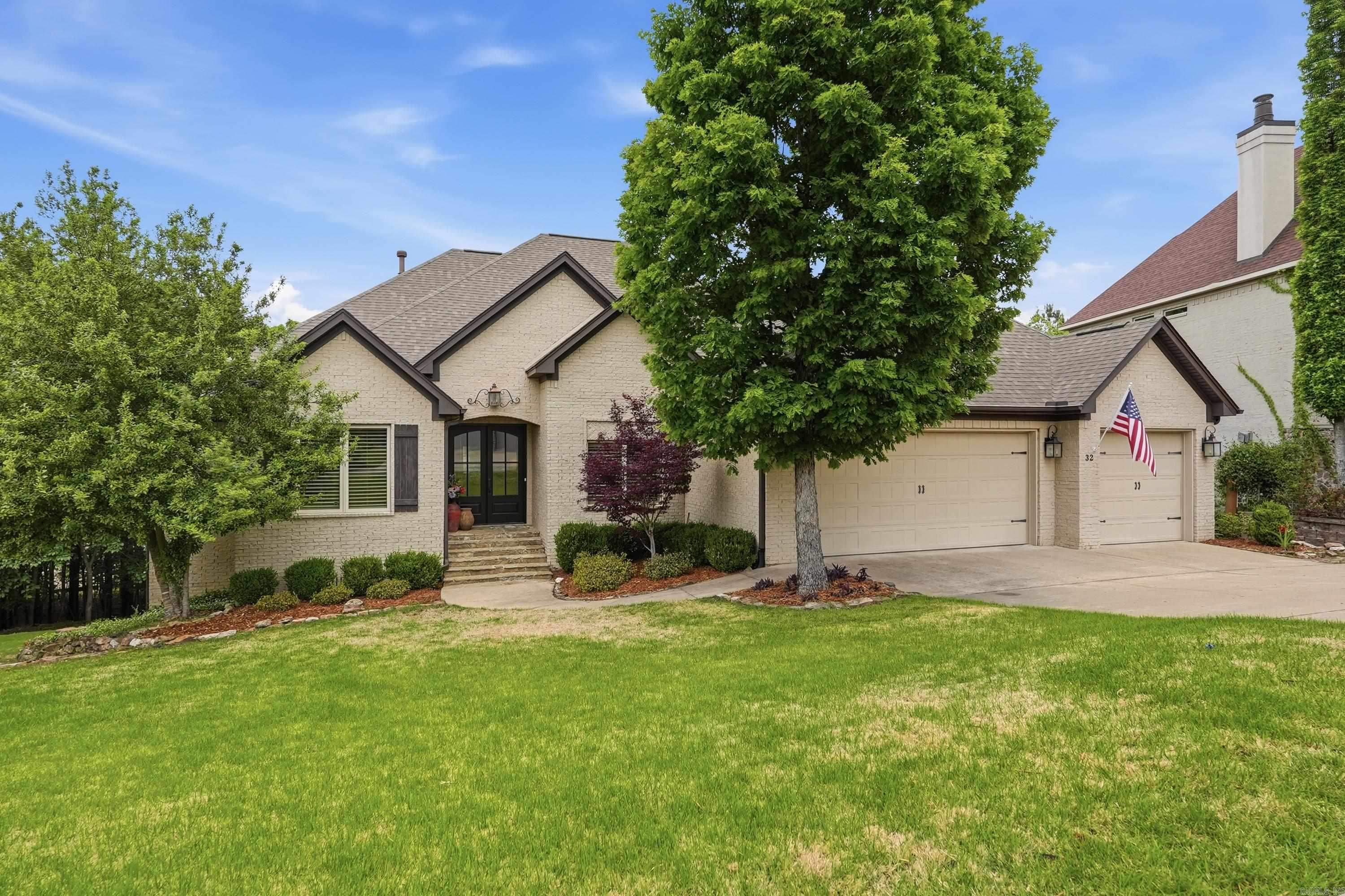 32 Winthrop Point
