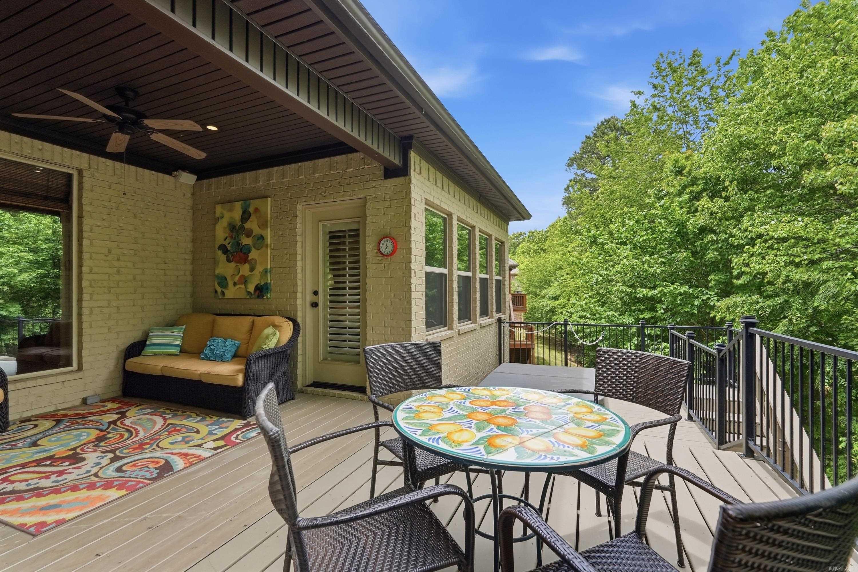 32 Winthrop Point