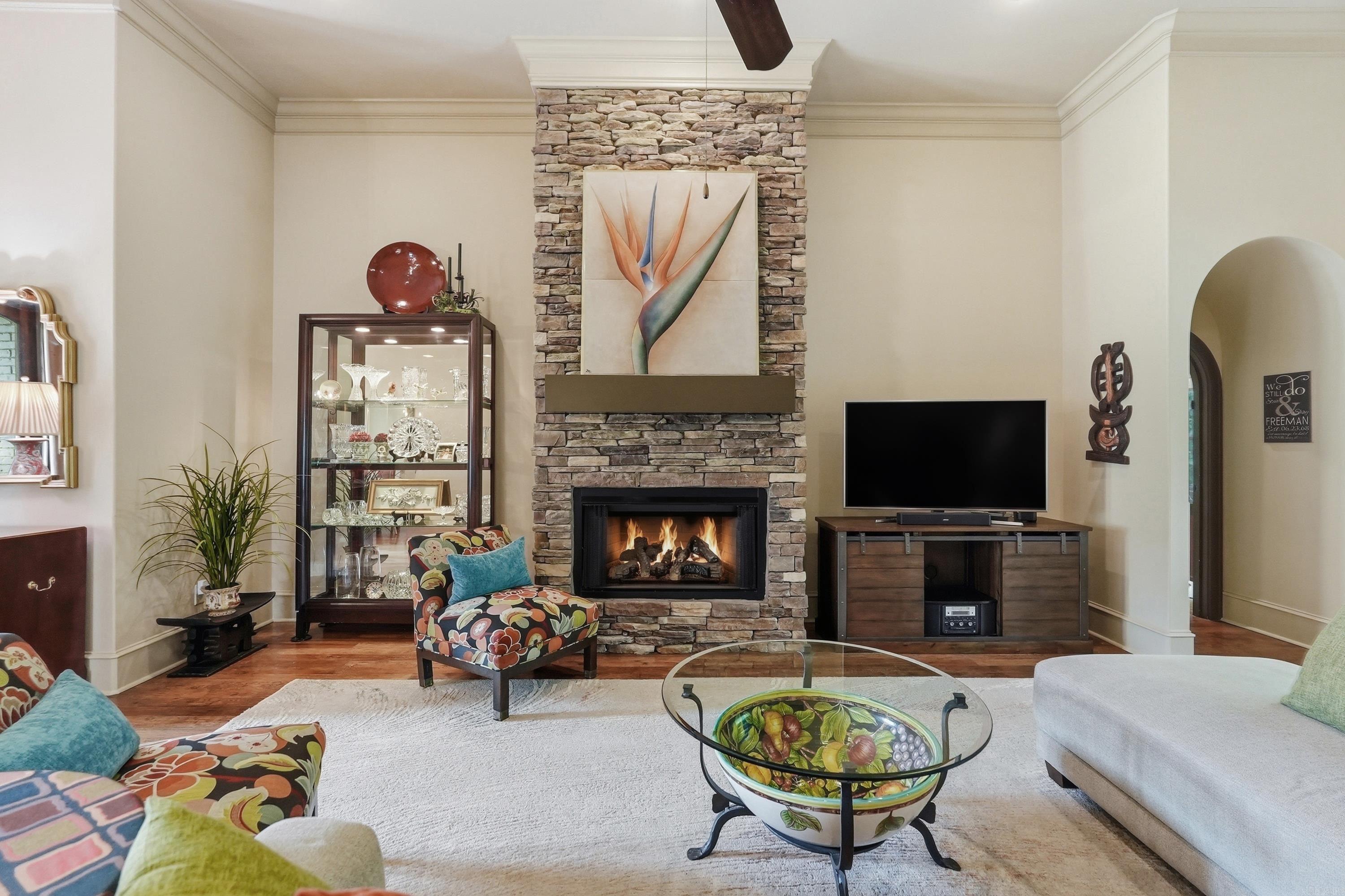 32 Winthrop Point