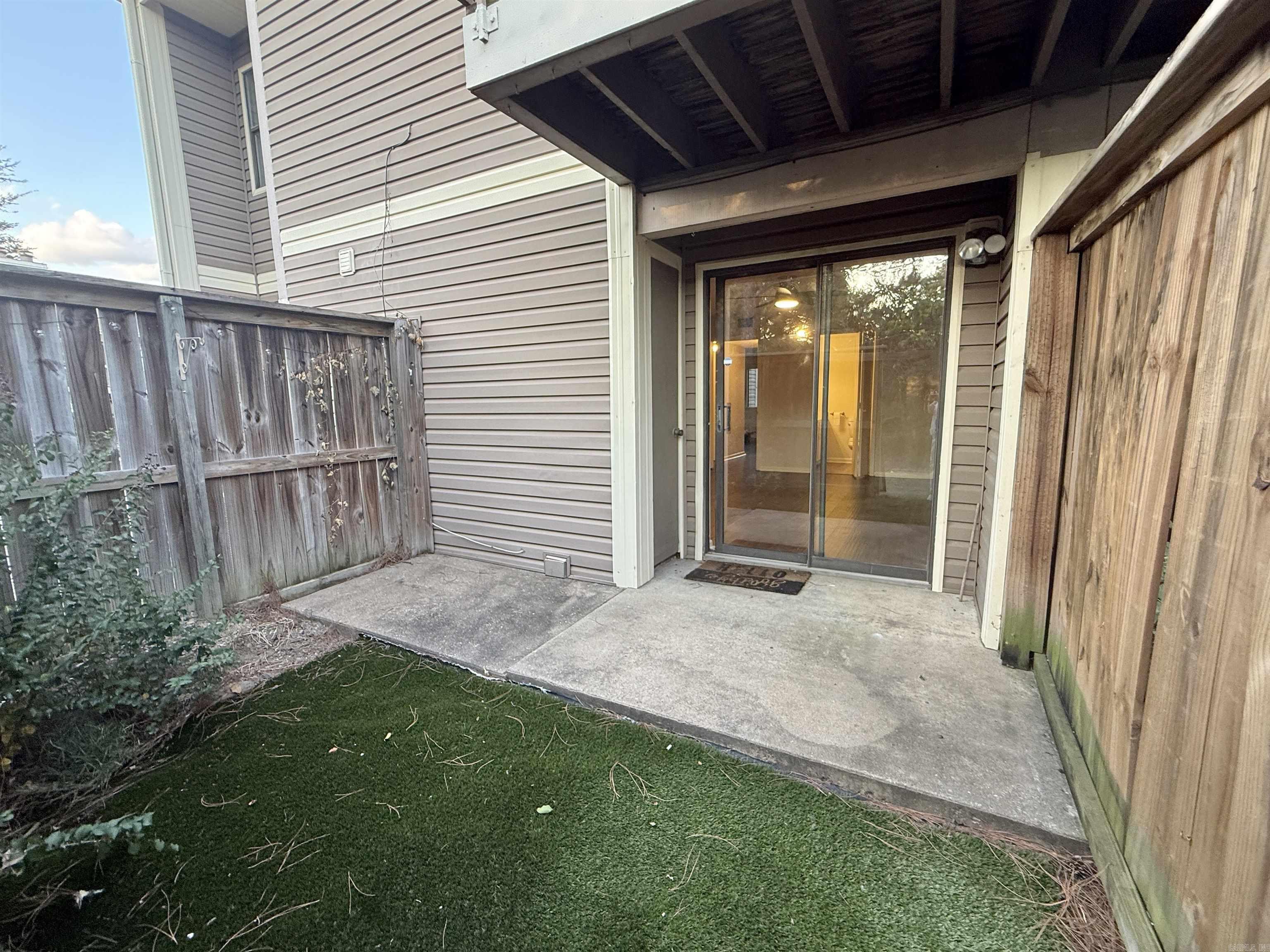 6 Towne Park Ct #3